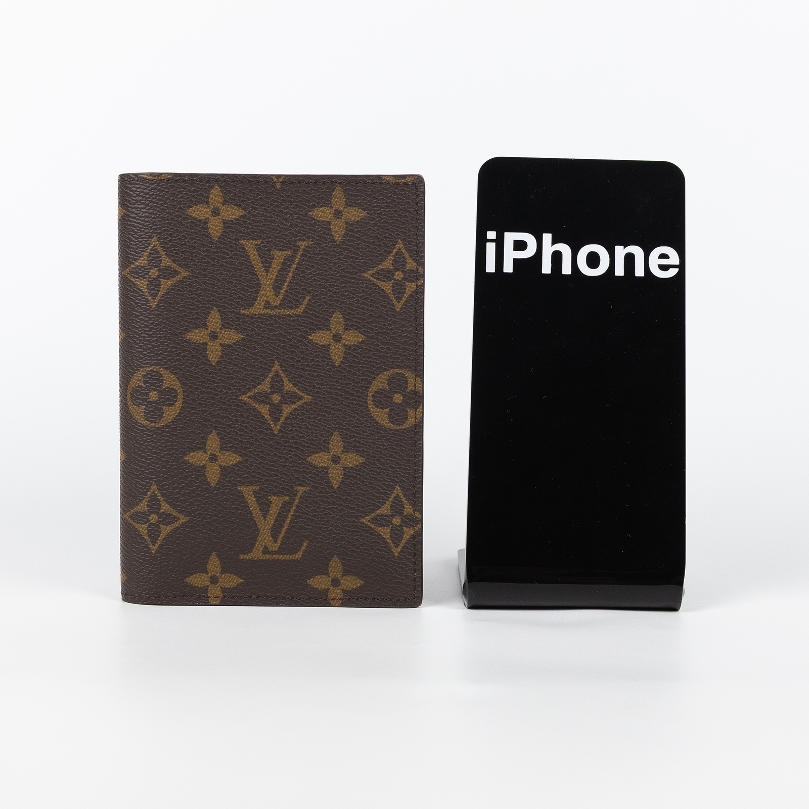 路易威登 LOUIS VUITTON 護照封套 護照夾老花帆布 M64502 晶片款 原花護照套 原廠盒子/防塵袋/購買證明影本