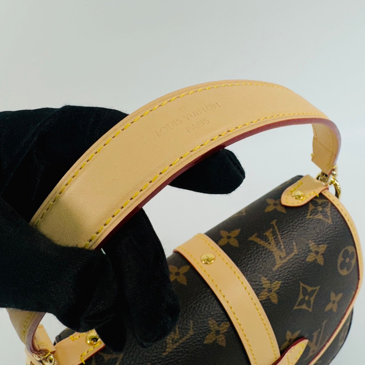 路易威登 LOUIS VUITTON Saumur BB  手提 馬鞍斜背包 M46740 晶片款 原花Saumur BB肩背包 原廠盒子/防塵袋/背帶