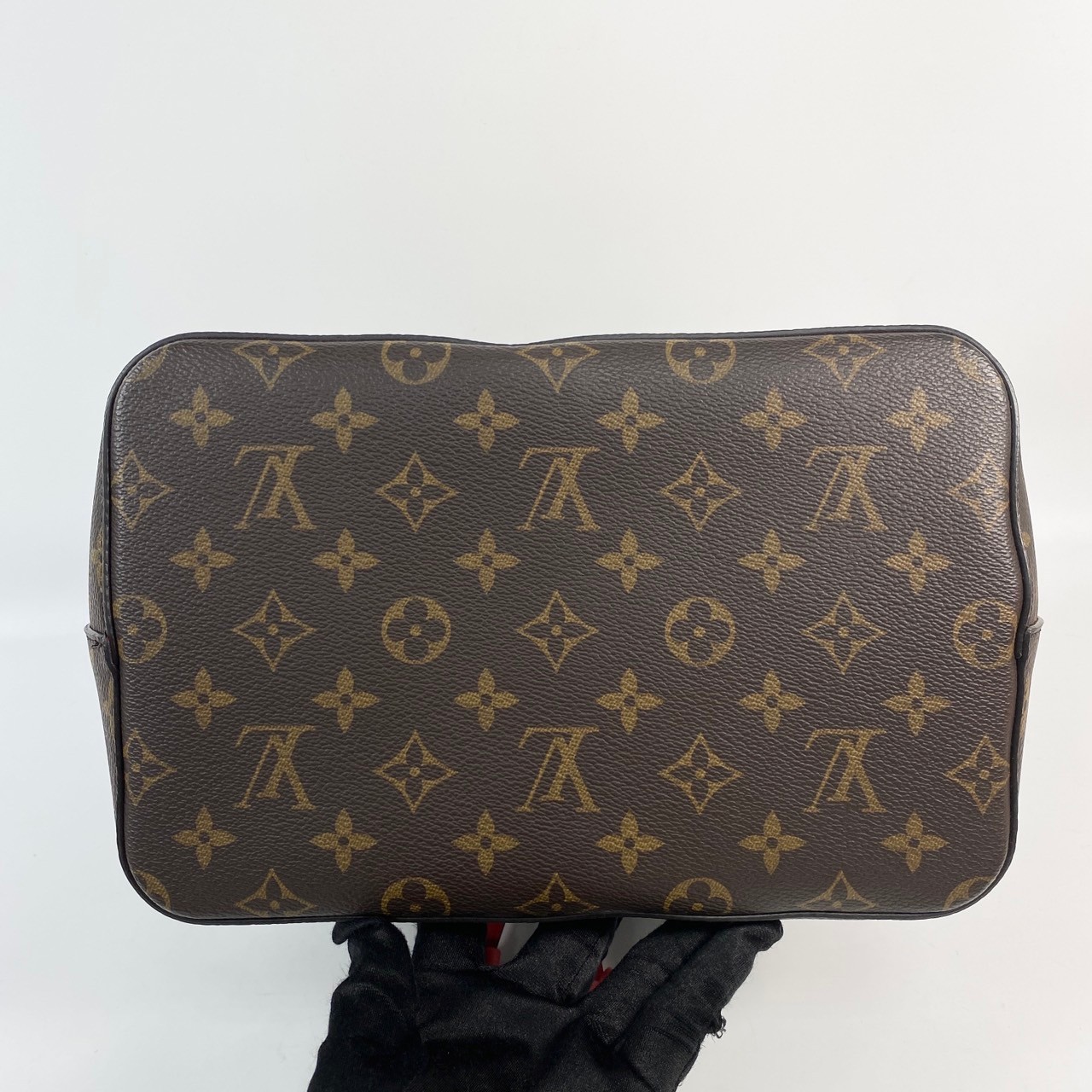 路易威登 LOUIS VUITTON NéoNoé MM 經典帆布 肩背 水桶包 紅色 M44021 晶片款  原廠盒子/防塵袋/背帶