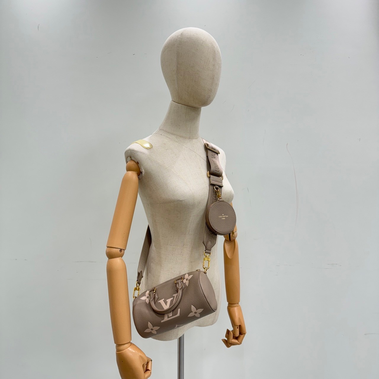 路易威登 LOUIS VUITTON Papillon BB 圓筒手提包 斑鳩灰色 M46031 晶片款  原廠盒子/防塵袋/背帶/內袋/購買證明
