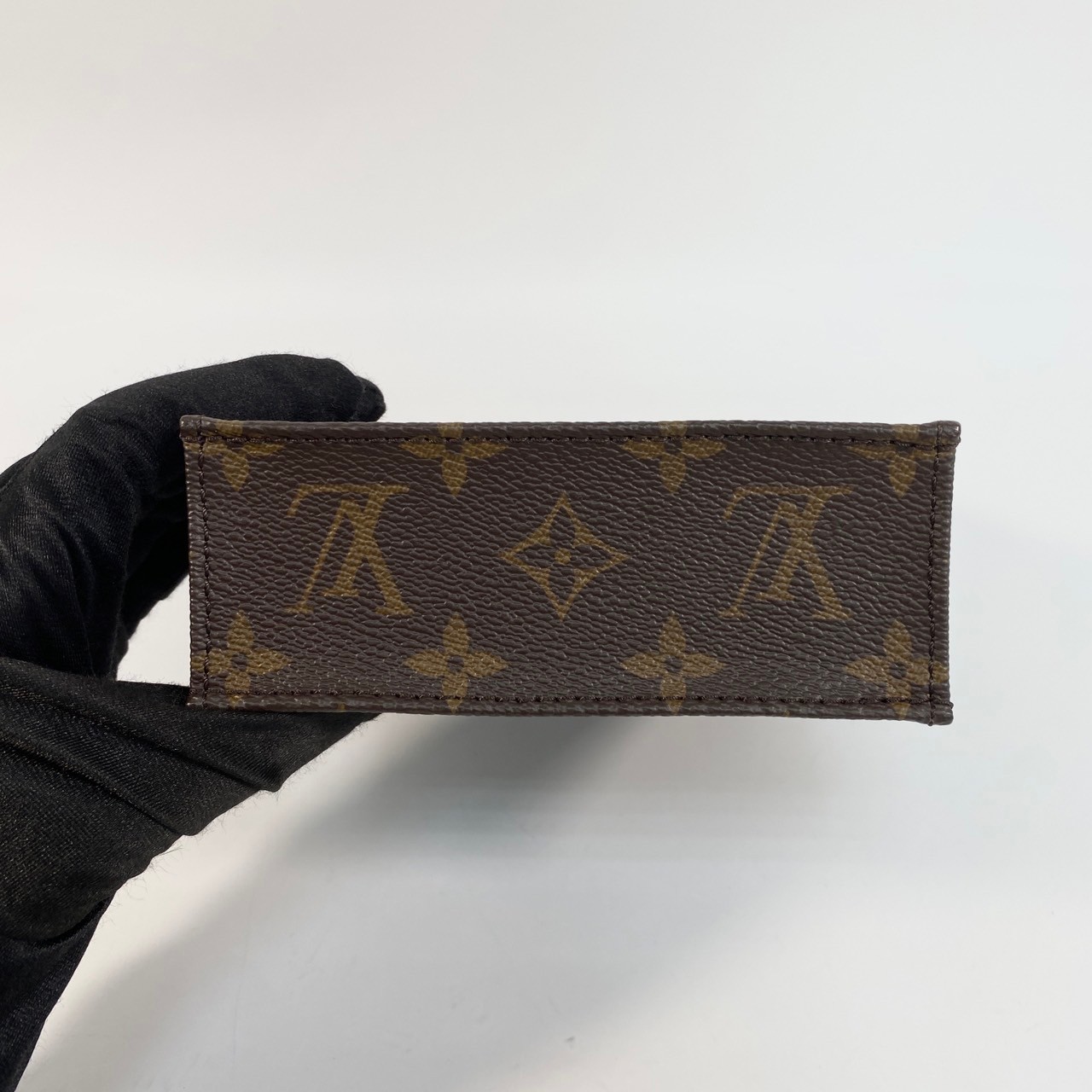 路易威登 LOUIS VUITTON Petit Sac Plat 斜背琴譜包 M81295 晶片款  原廠盒子/防塵袋/背帶/購買證明