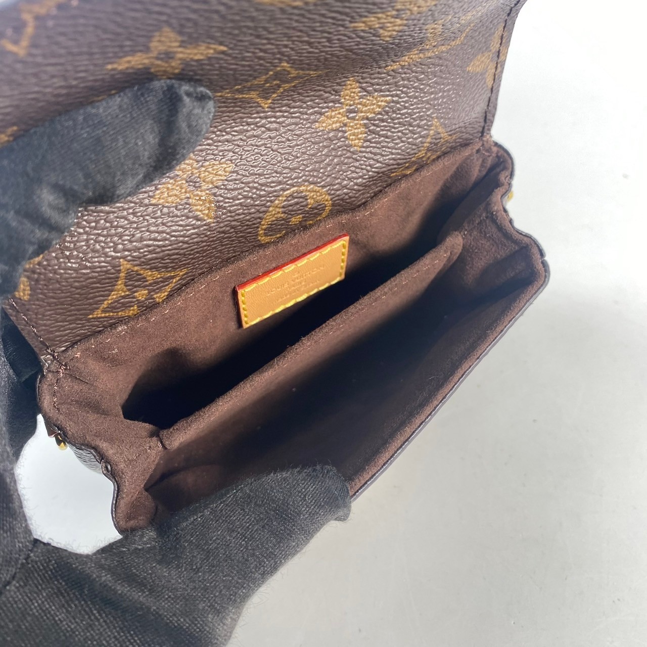 路易威登 LOUIS VUITTON Micro Métis Monogram 帆布 錢包 小型皮件 M81267 晶片款  背帶