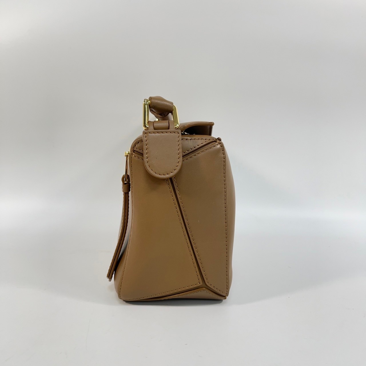 羅意威 LOEWE Small Puzzle bag 緹花織肩背帶 斜背包  沙色寬編織帶PUZZLE 小號 防塵袋/背帶