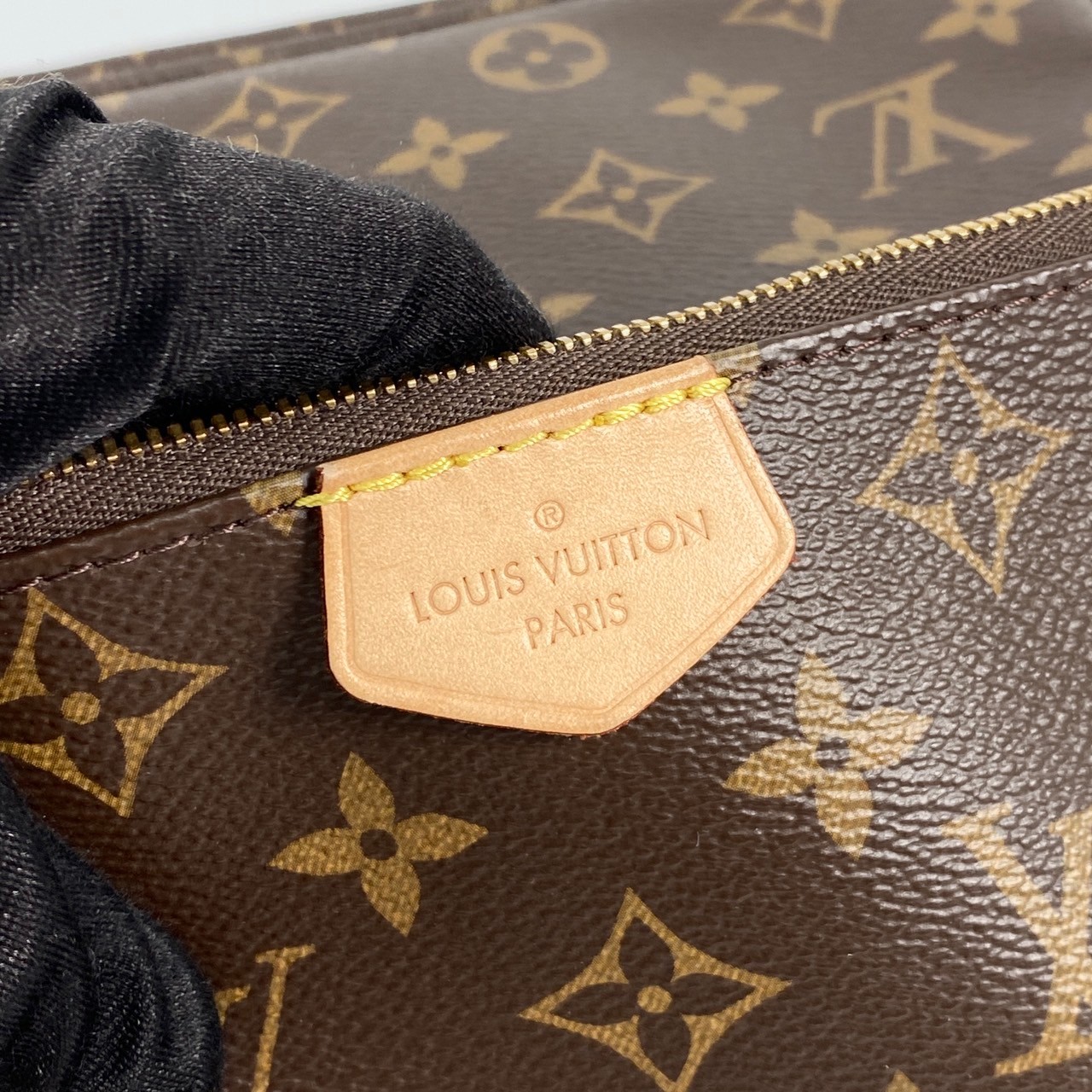 路易威登 LOUIS VUITTON Multi Pochette Accessoires 淺粉 三合一 肩背 方包 M44840 晶片款  原廠盒子/防塵袋/背帶/內袋/購買證明