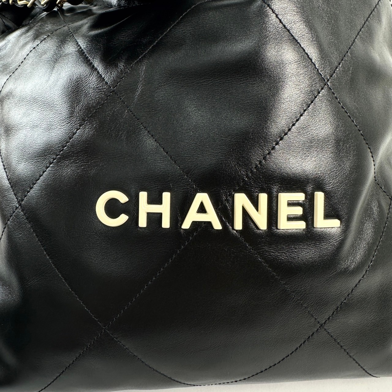 香奈兒 CHANEL 22 小型 束口包 AS3260 晶片款 黑熊貓22BAG 小號 防塵袋/內袋