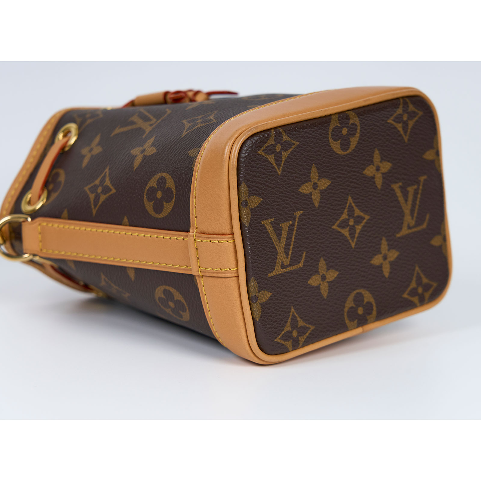 路易威登 LOUIS VUITTON Nano Noé 原花 束口水桶包 M81266 晶片款 原花Nano Noé 原廠盒子/防塵袋