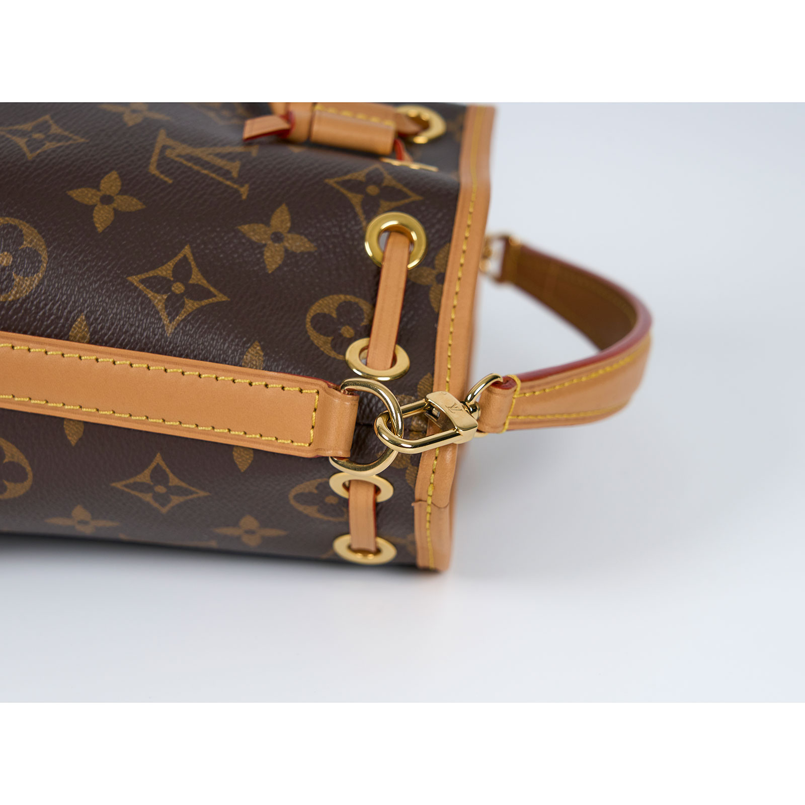 路易威登 LOUIS VUITTON Nano Noé 原花 束口水桶包 M81266 晶片款 原花Nano Noé 原廠盒子/防塵袋