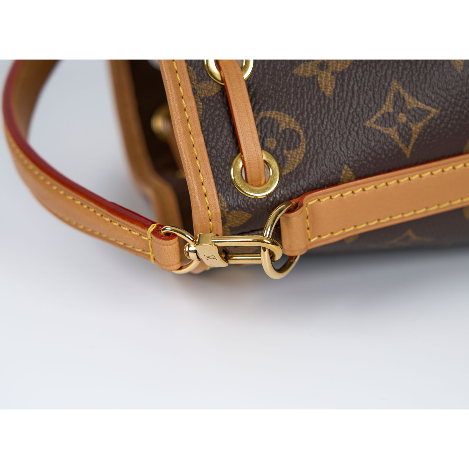 路易威登 LOUIS VUITTON Nano Noé 原花 束口水桶包 M81266 晶片款 原花Nano Noé 原廠盒子/防塵袋