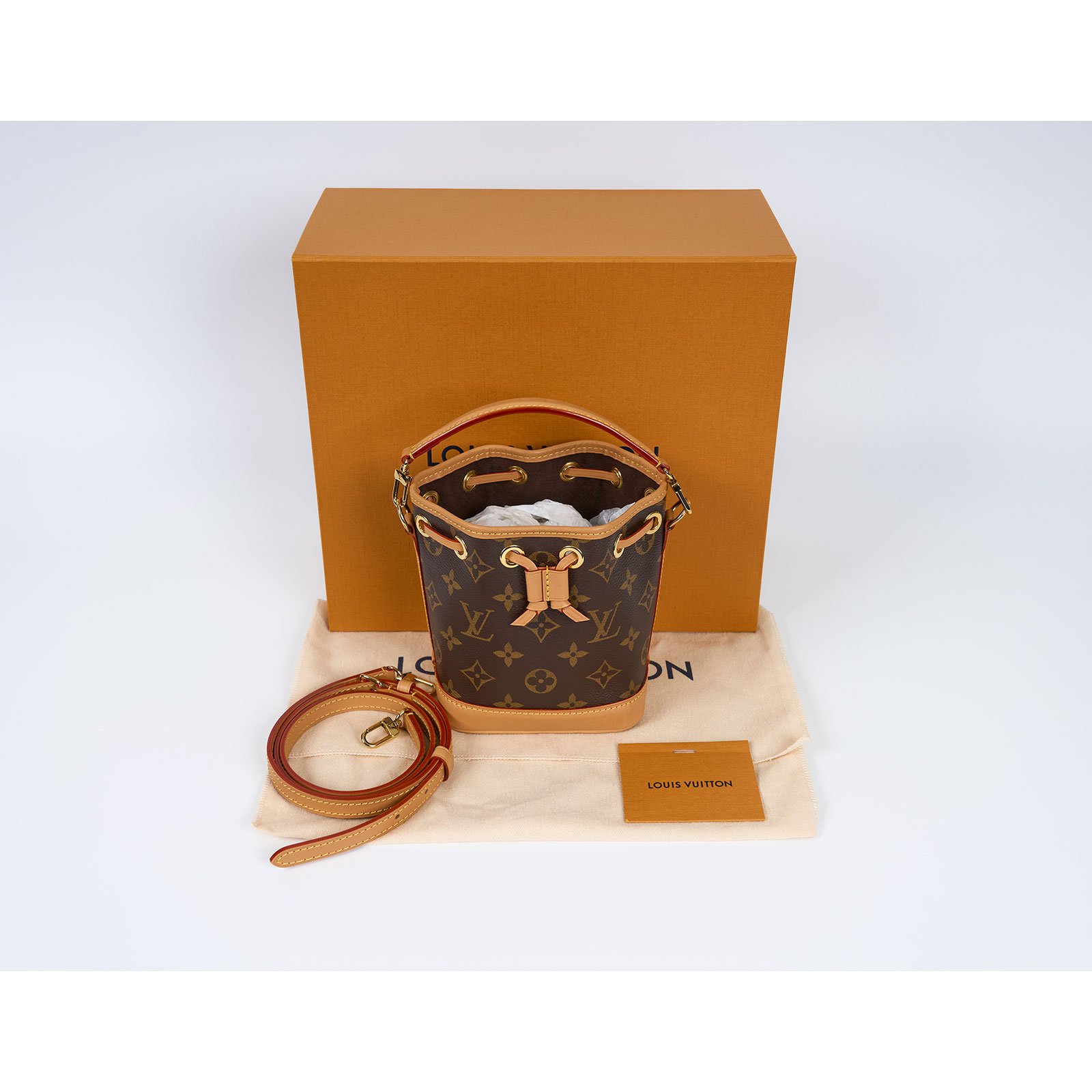 路易威登 LOUIS VUITTON Nano Noé 原花 束口水桶包 M81266 晶片款 原花Nano Noé 原廠盒子/防塵袋