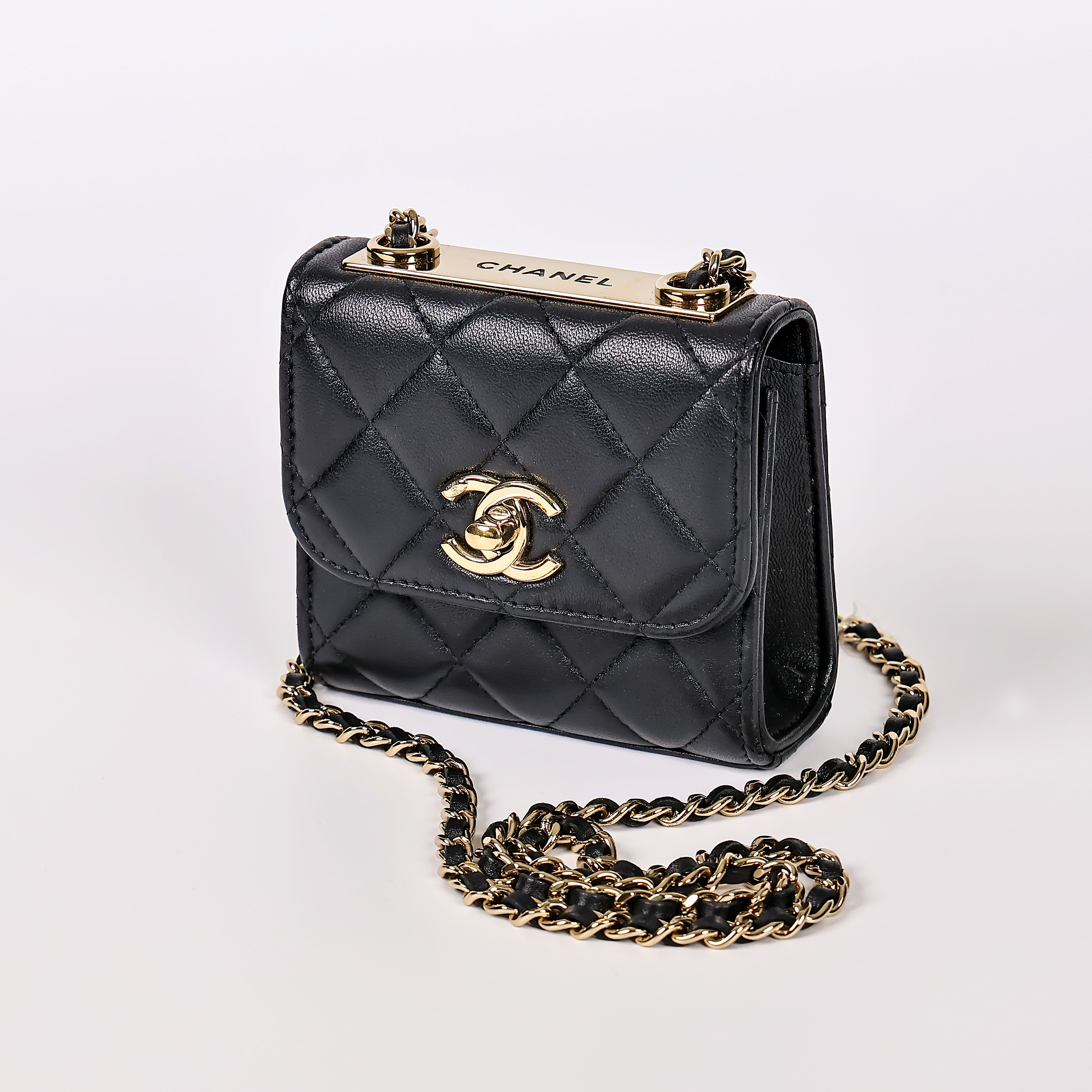 香奈兒 CHANEL Trendy 方形 迷你 口蓋包 A81633 晶片款 黑金羊TRENDY CC迷你鍊條包 防塵袋