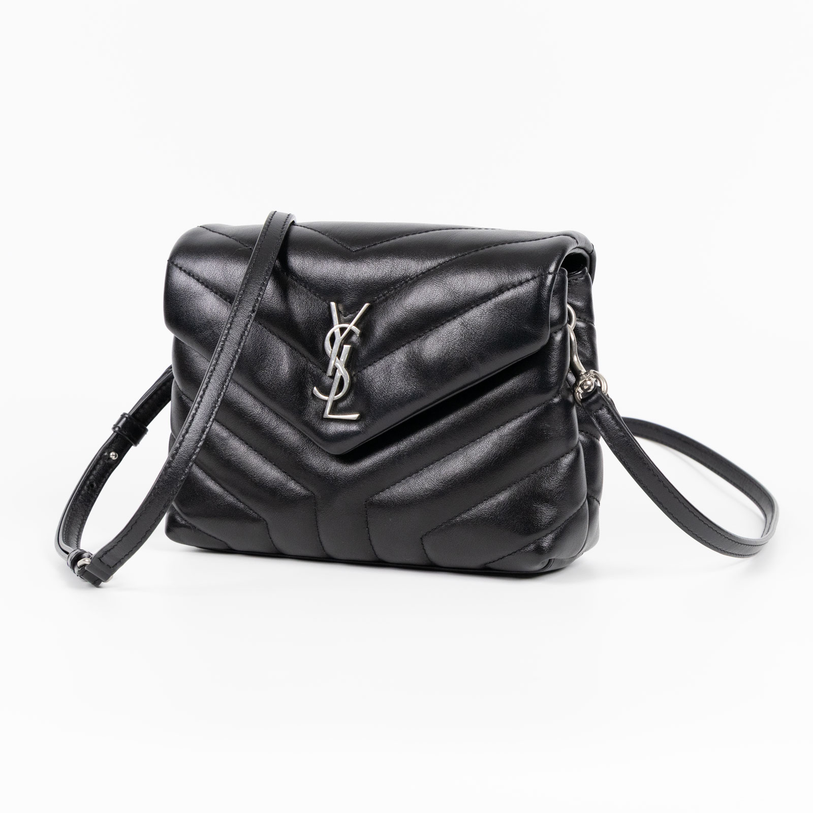聖羅蘭 YSL SAINT LAURENT Loulou 絎縫 皮革 TOY 手袋 467072DV706 黑銀LOULOU TOY 原廠盒子/防塵袋/背帶