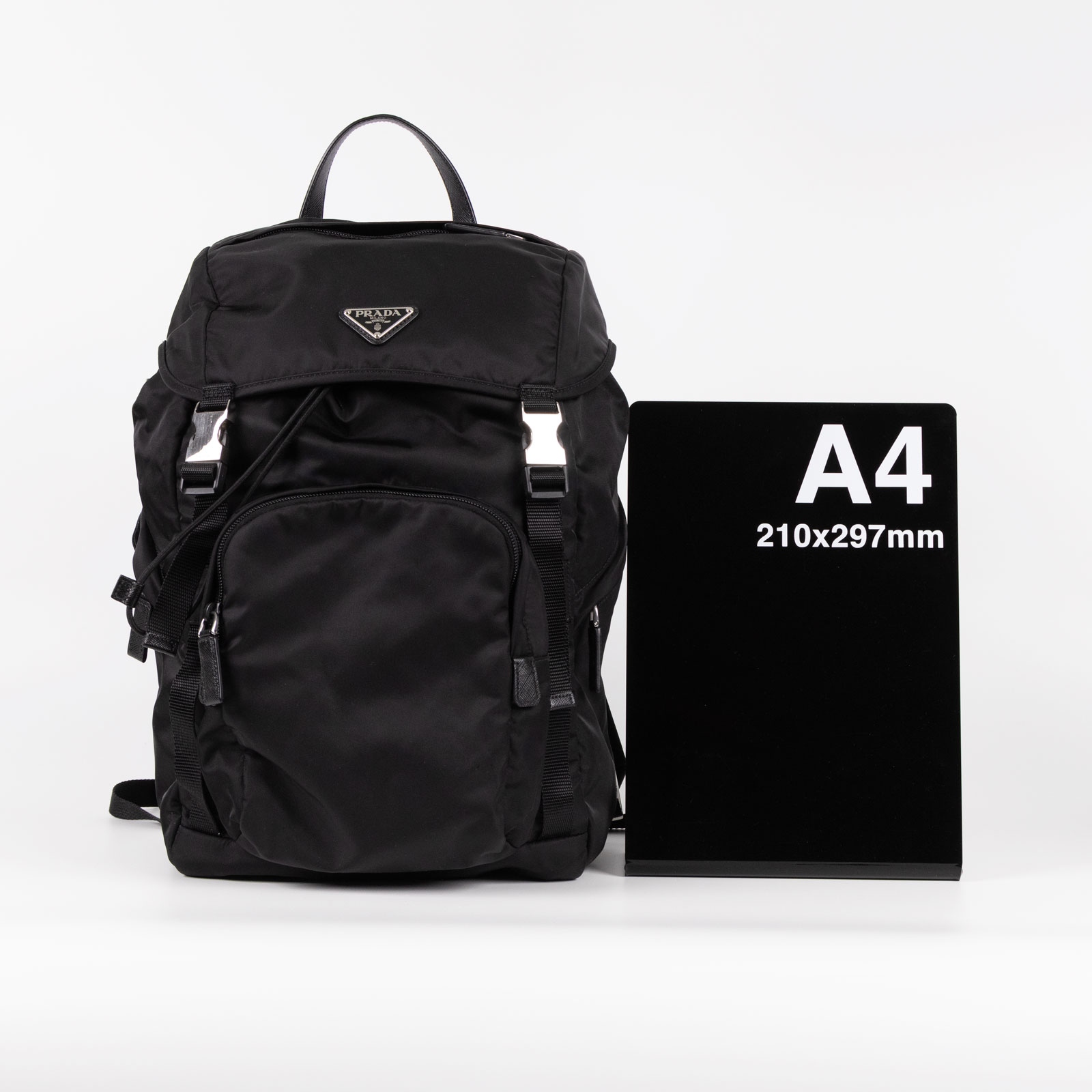 普拉達 PRADA Re-Nylon Saffiano皮革 背囊 2VZ135_2DMG 黑Saffiano 尼龍後背包 防塵袋