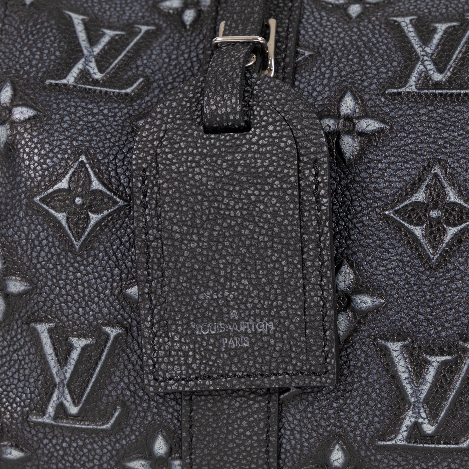 路易威登 LOUIS VUITTON City Keepall 肩背 枕頭包 M21448 晶片款 炭灰仿舊皮CITY KEPPALL25 防塵袋/背帶