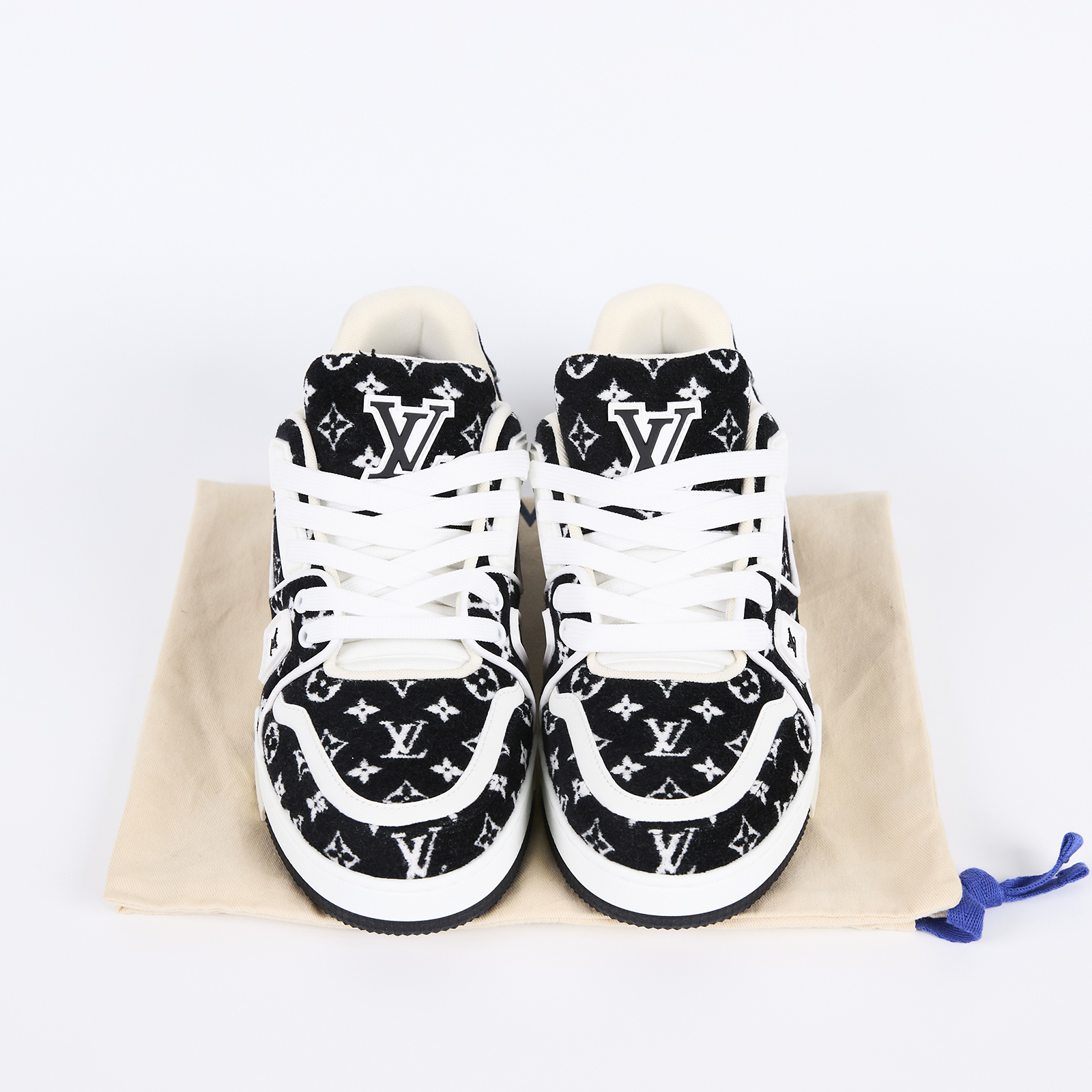 路易威登 LOUIS VUITTON LV Trainer 運動鞋 #05 1ABFT4 黑絨毛Trainer運動鞋#5 防塵袋