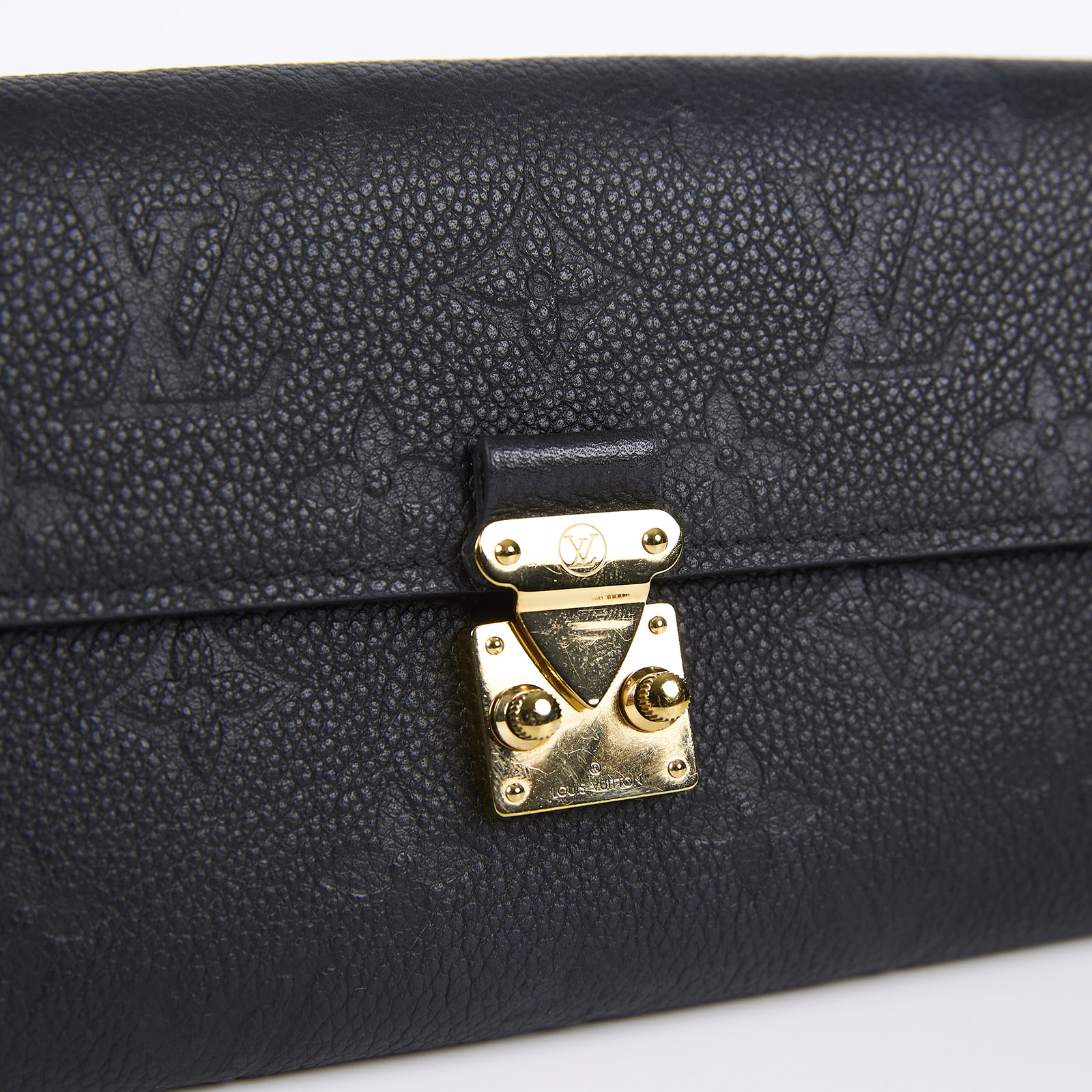 路易威登 LOUIS VUITTON Sarah 錢包 M82638 晶片款 黑壓紋Sarah長夾 原廠盒子/防塵袋
