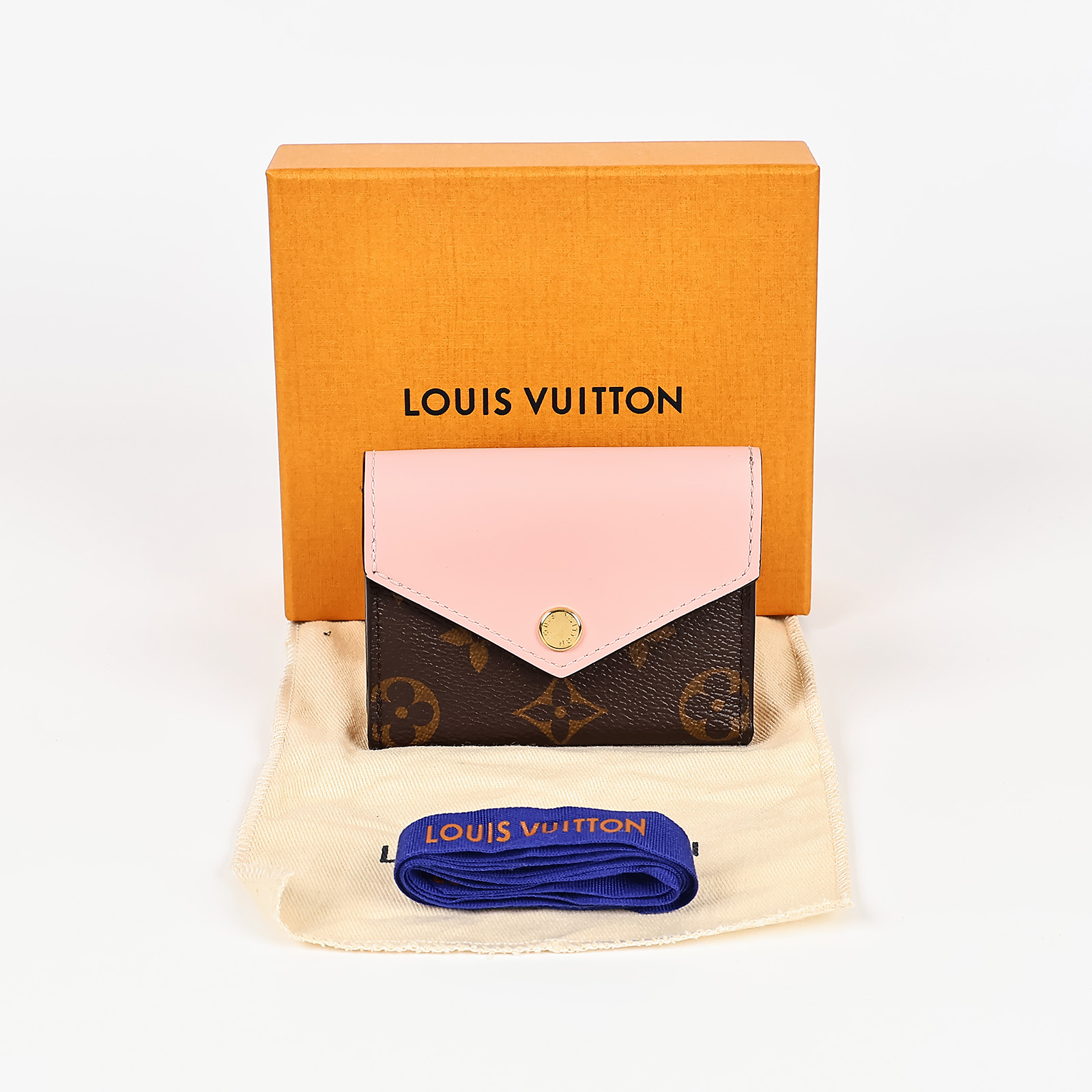 路易威登 LOUIS VUITTON Zoé Monogram塗層帆布 芭蕾粉牛皮 錢包 M62933 晶片款 原花拚粉紅Zoé短夾 原廠盒子/防塵袋