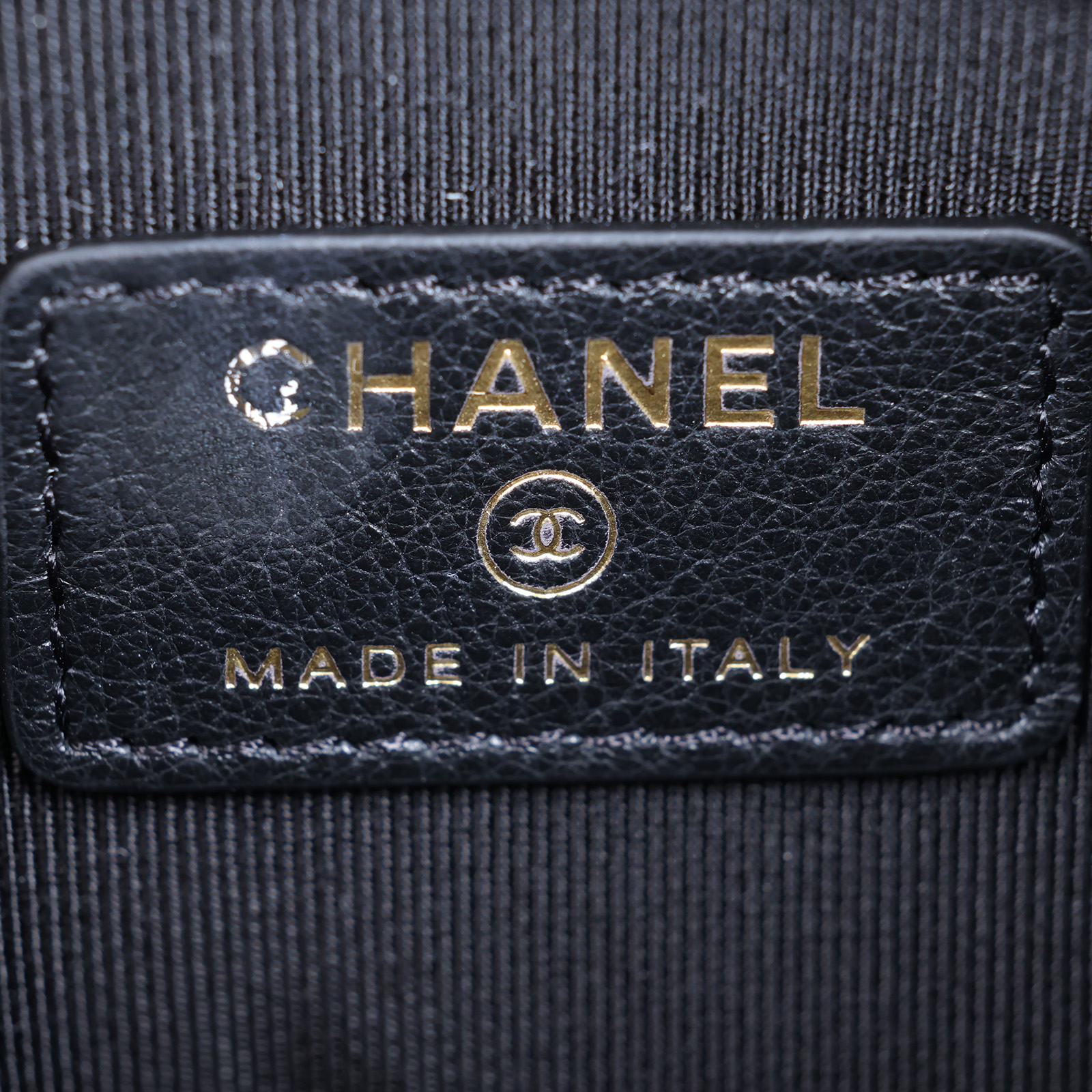 香奈兒 CHANEL 手拿包 AP0389 28開 黑金鱷魚壓紋手拿包 無附屬品
