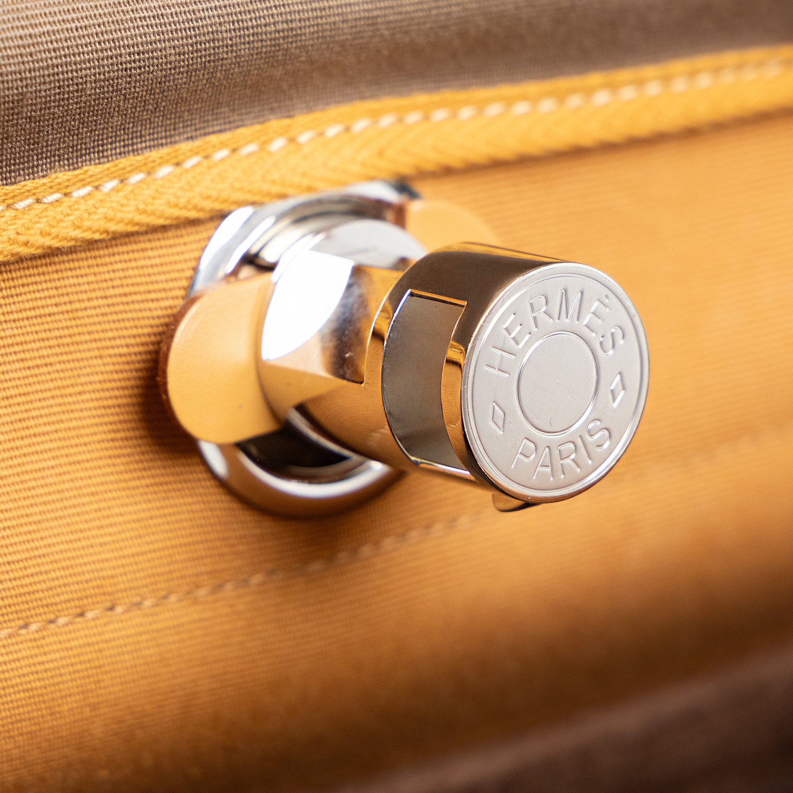 愛馬仕 Hermès Herbag Zip 31 HER31 U MN 006 KD U刻 咖HERBAG31 原廠盒子/防塵袋x2/內袋/鎖組