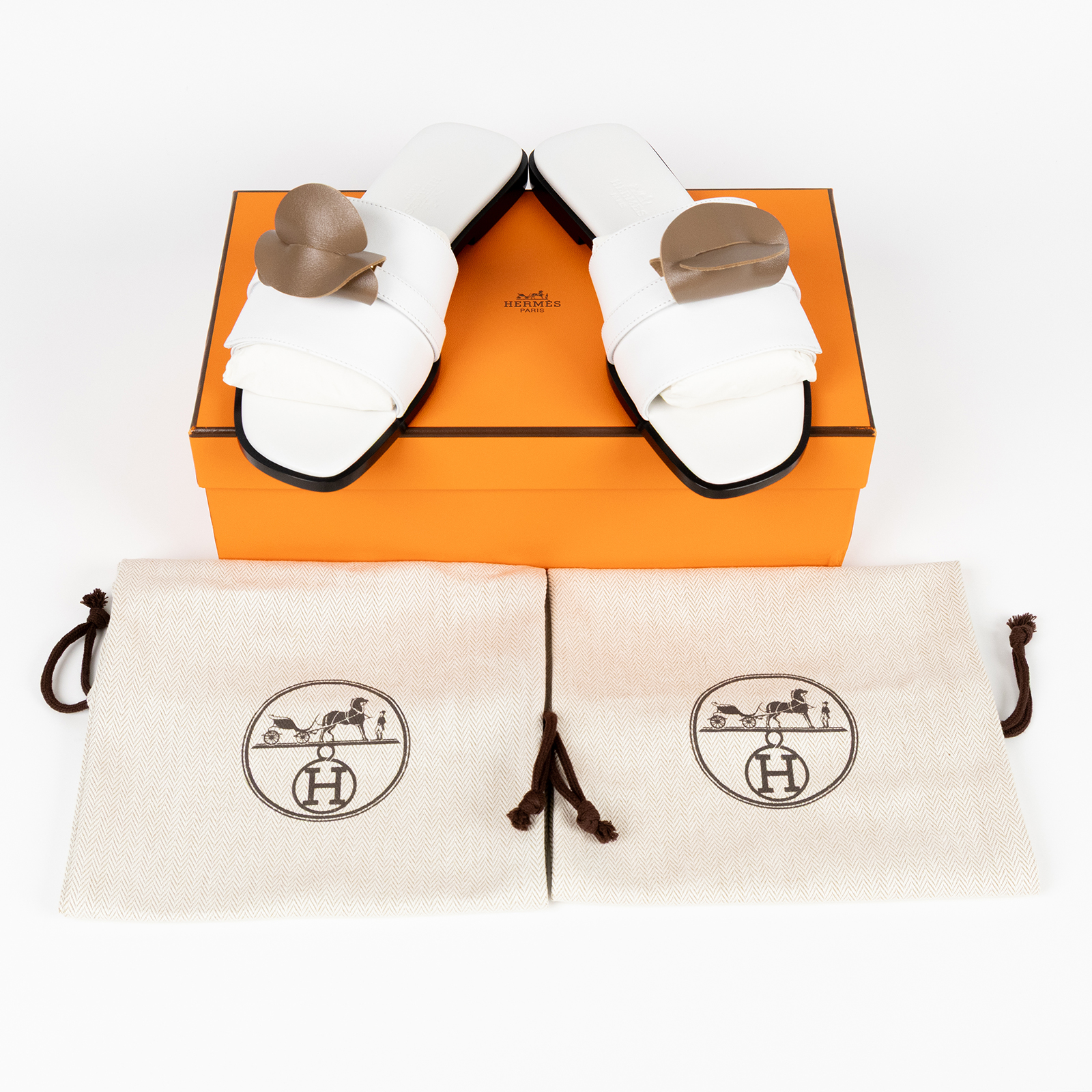 愛馬仕 Hermès Giulia 凉鞋 GIULIA365 CM 6232 129 Z2407 白金KELLY拖鞋#36.5 原廠盒子/防塵袋2