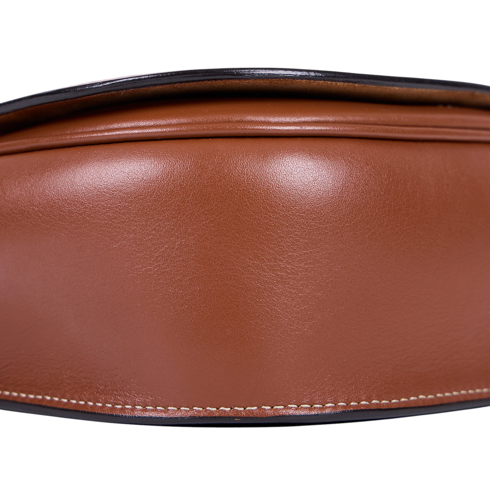 思琳 CELINE Folco Cuir Triomphe 198263DU3 焦糖FOLCO CUIR TRIOMPHE斜背馬鞍包 防塵袋