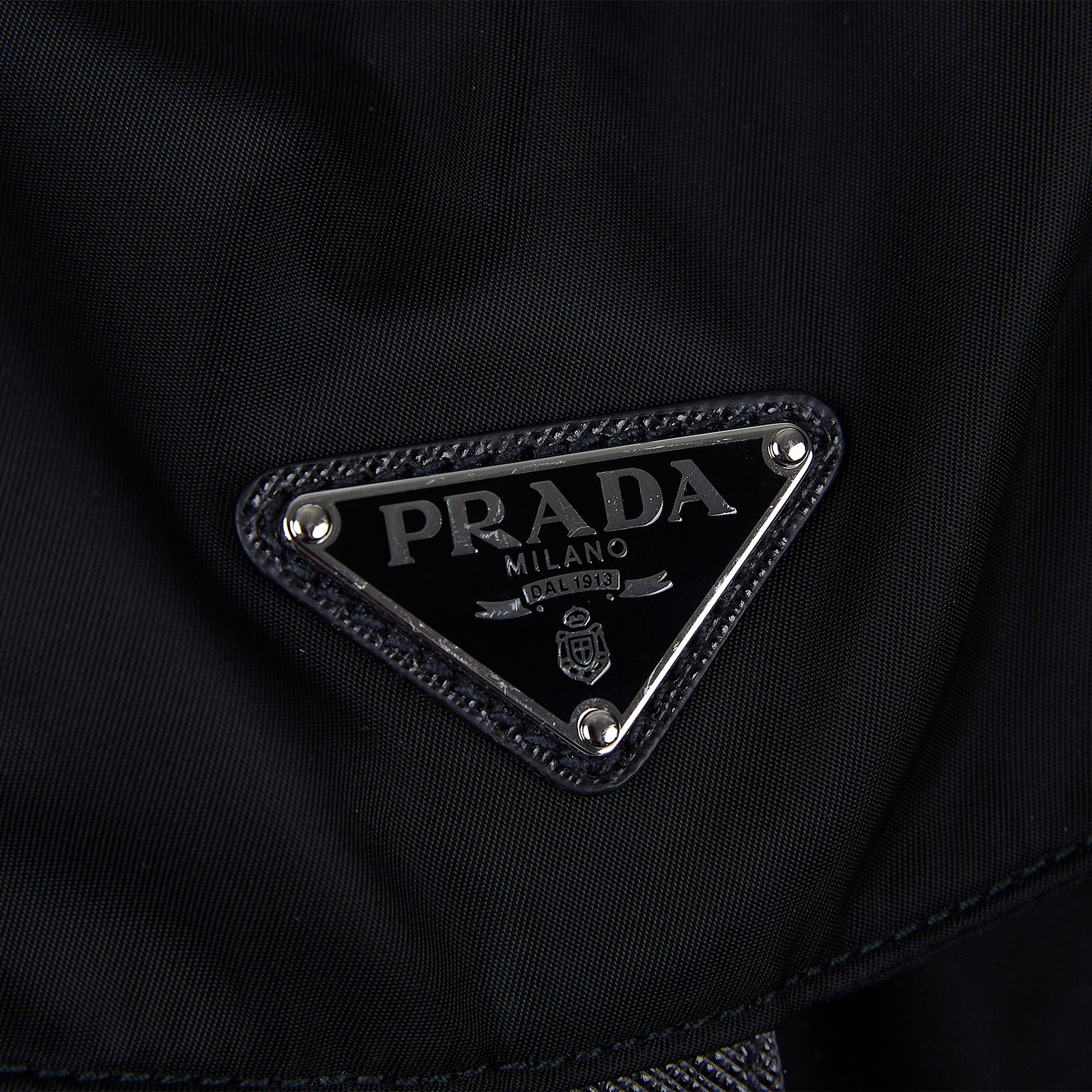 普拉達 PRADA Re-Nylon 背囊 2VZ110_2C26 黑尼龍後背包 原廠盒子/防塵袋2/背帶/發票