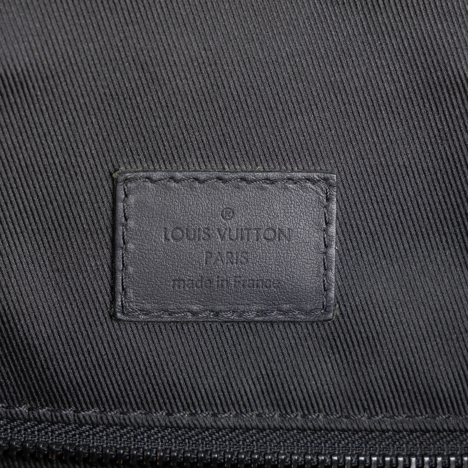 路易威登 LOUIS VUITTON Christopher PM 後背包 M20899 晶片款  原廠盒子/防塵袋/購買證明/發票(晶片消磁)