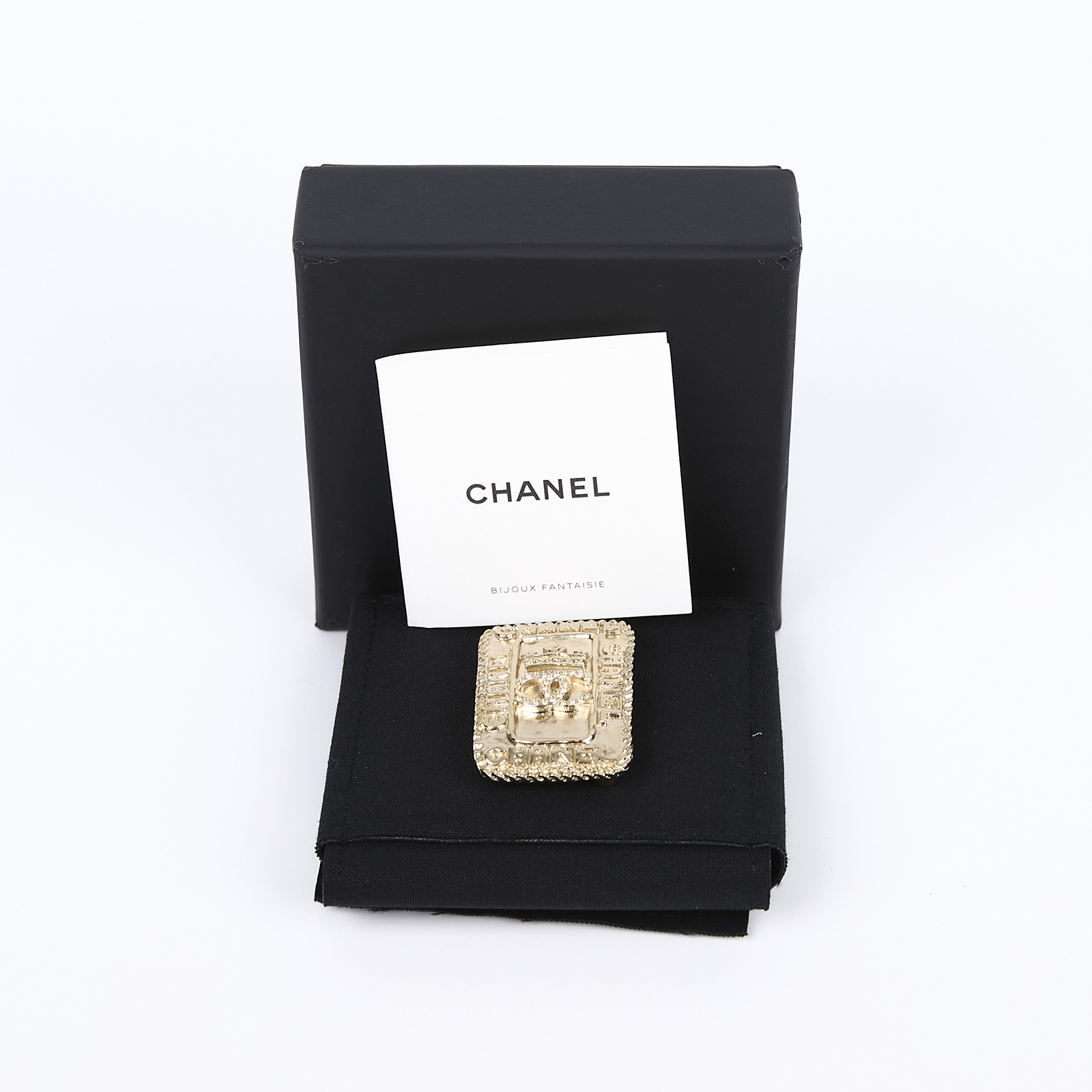 香奈兒 CHANEL 胸針 飾品 621A 金牌雙C胸針 原廠盒子/防塵袋