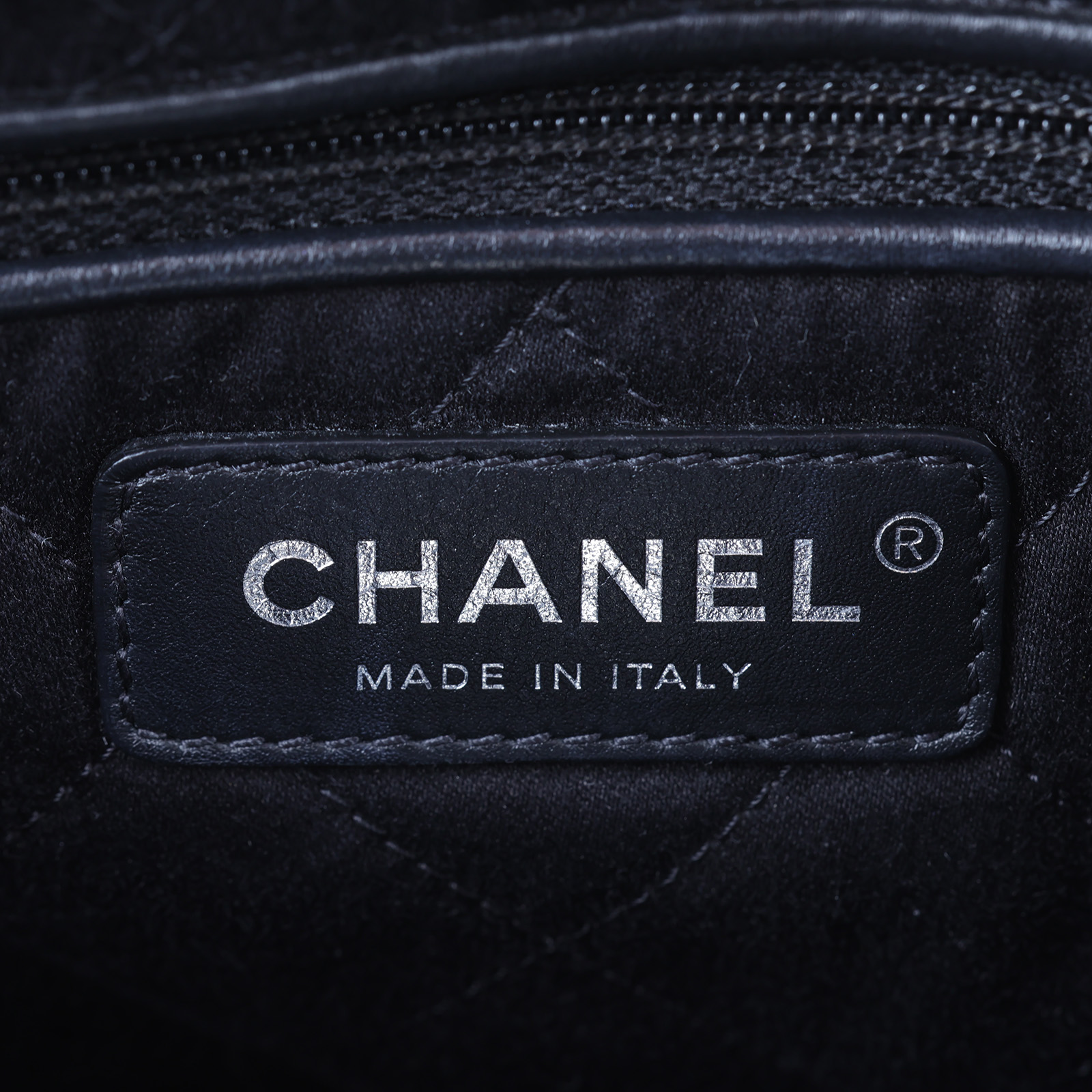 香奈兒 CHANEL 22 大型背包  束口包 AS3313 B09220 黑縫線22後背包 防塵袋/購買證明影本