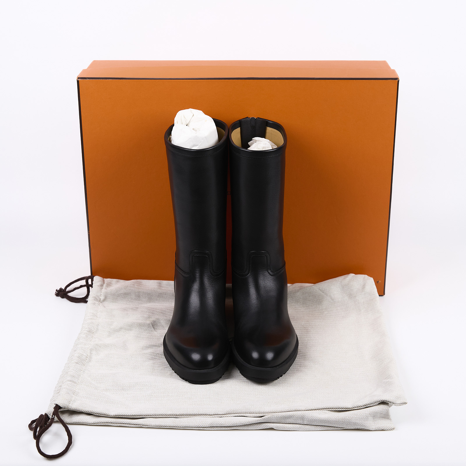 愛馬仕 Hermes 工程師靴 女鞋  黑素面中筒靴#37 原廠盒子/防塵袋2