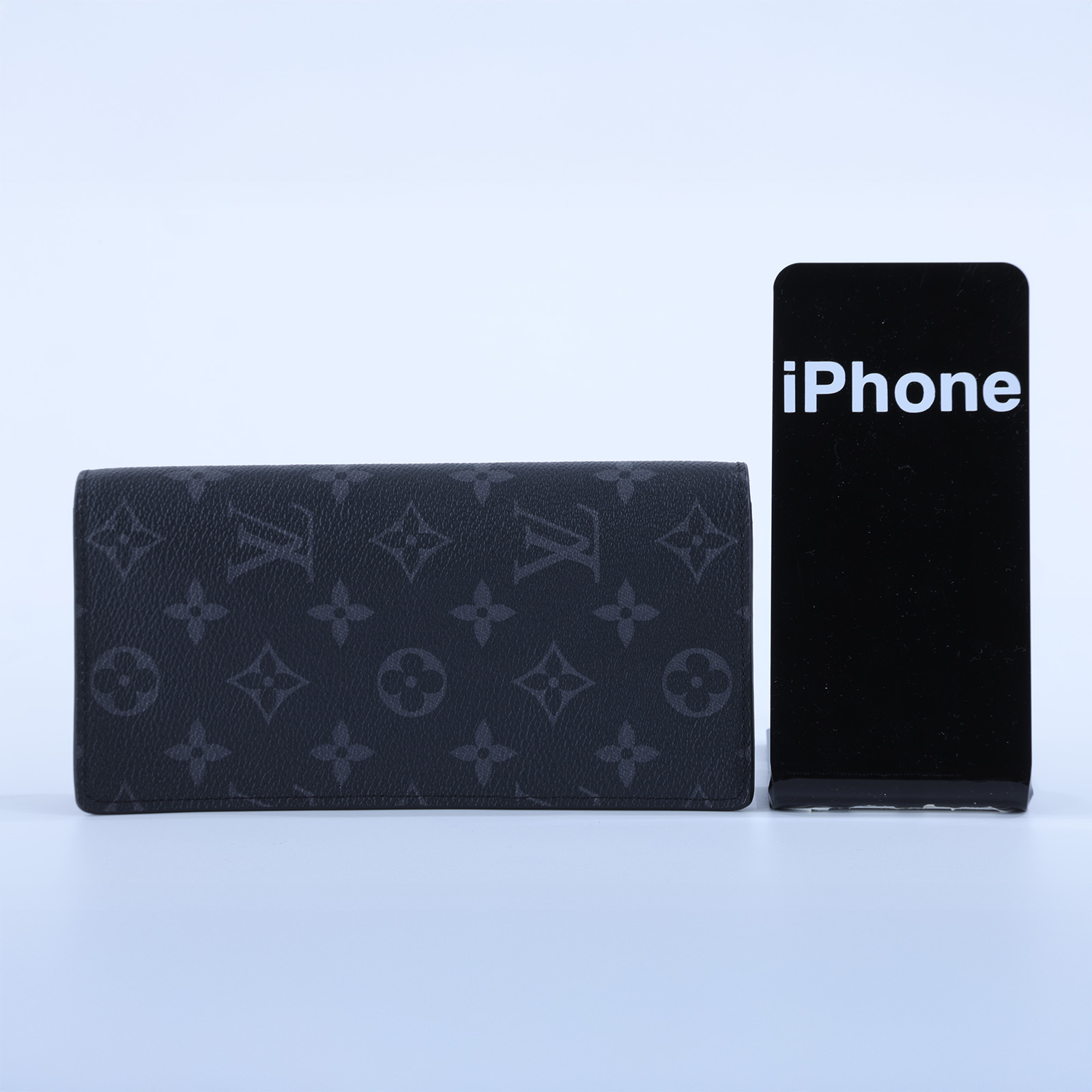 路易威登 LOUIS VUITTON Brazza 錢包 Monogram Eclipse 帆布 長夾 M61697 晶片款  原廠盒子/防塵袋