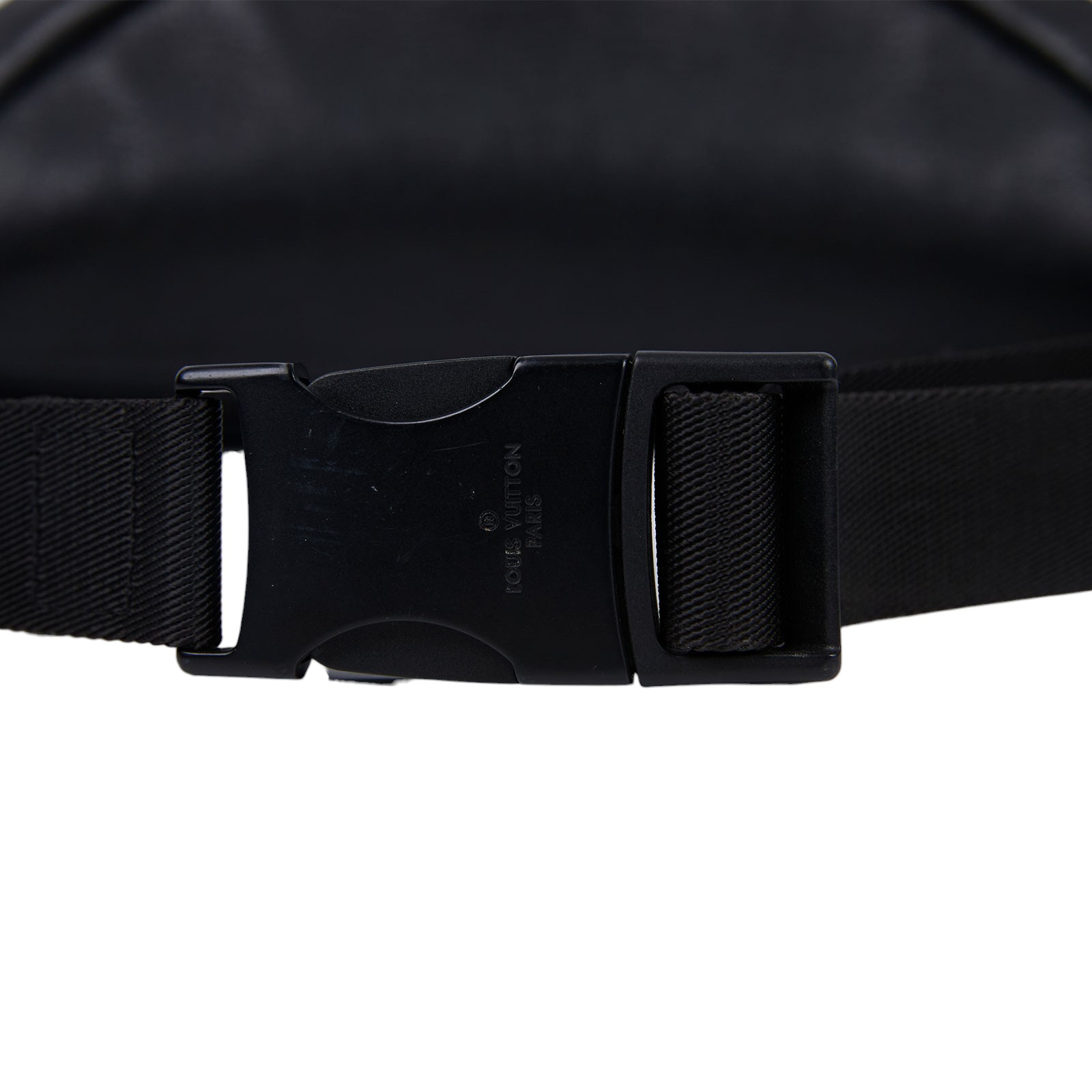 路易威登 LOUIS VUITTON Discovery 壓花小牛皮 腰包 黑色 M44388 黑壓紋DISCOVERY腰包 原廠盒子/防塵袋/購買證明/發票