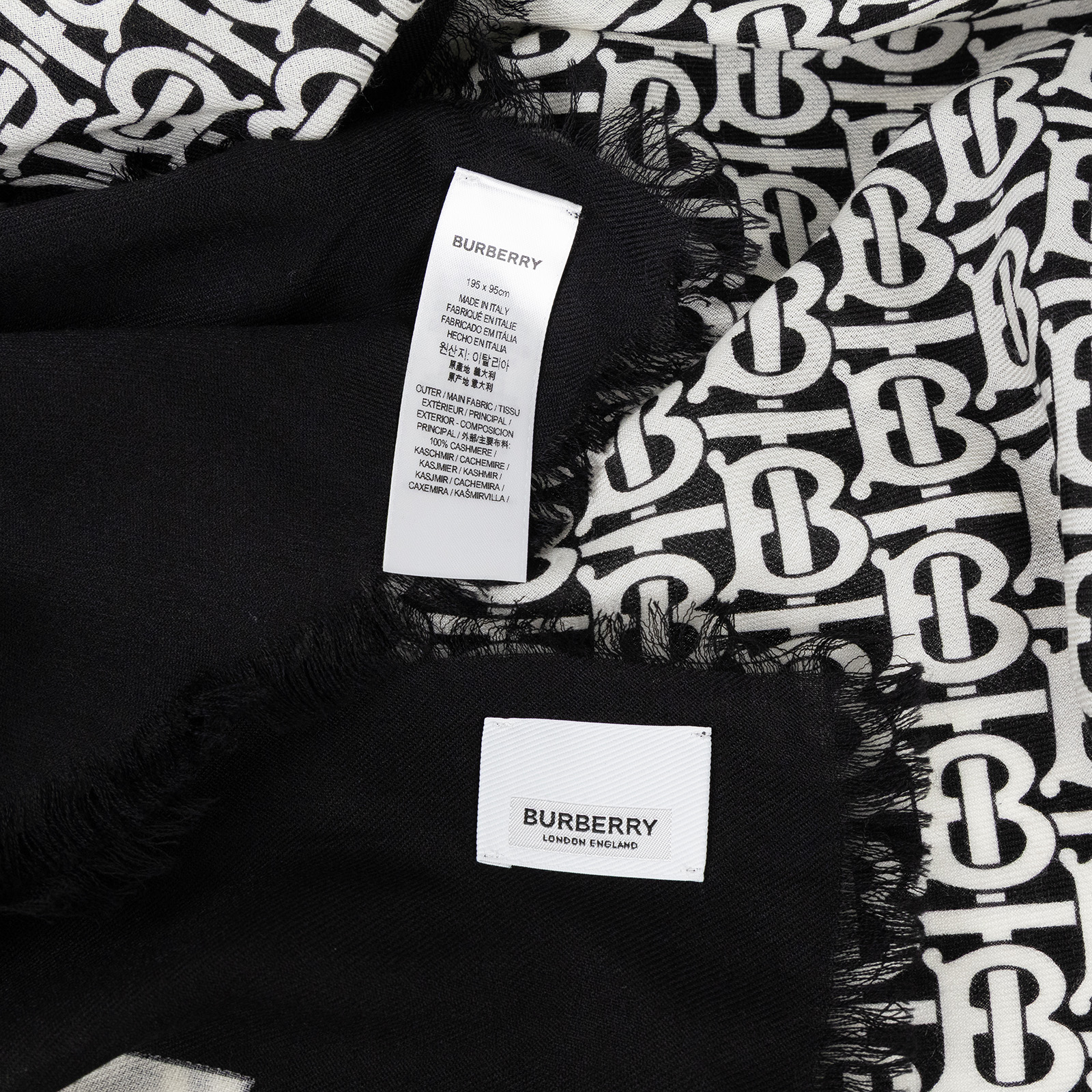博柏利 BURBERRY TB Monogram Scarf 方巾 8011871 黑白流蘇滿版披肩 195X95 原廠盒子