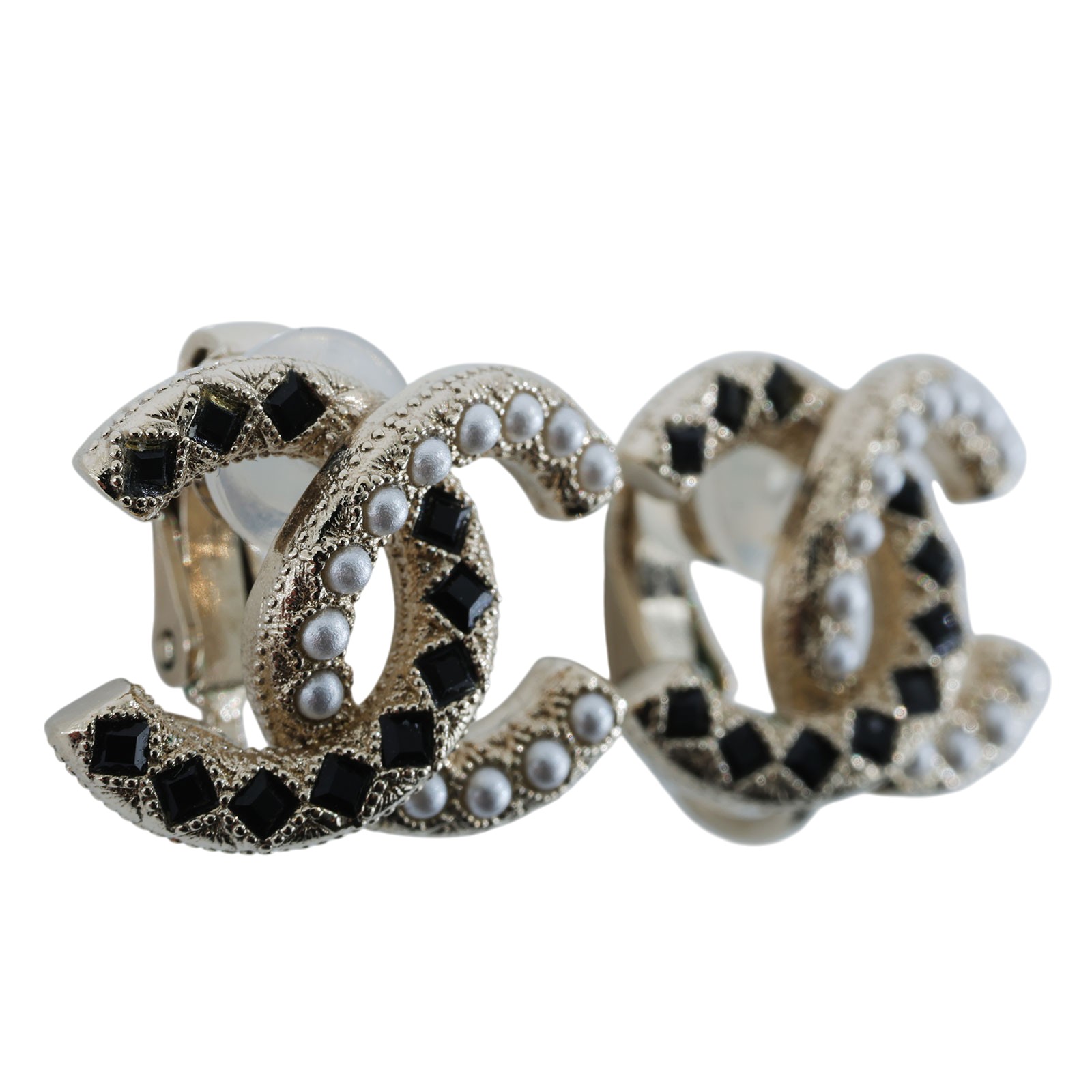 香奈兒 CHANEL 夾式耳環 A21A 珍珠拚黑鑽雙C耳夾 原廠盒子/防塵袋