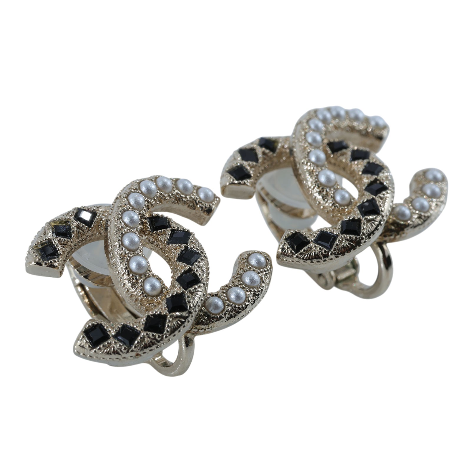 香奈兒 CHANEL 夾式耳環 A21A 珍珠拚黑鑽雙C耳夾 原廠盒子/防塵袋