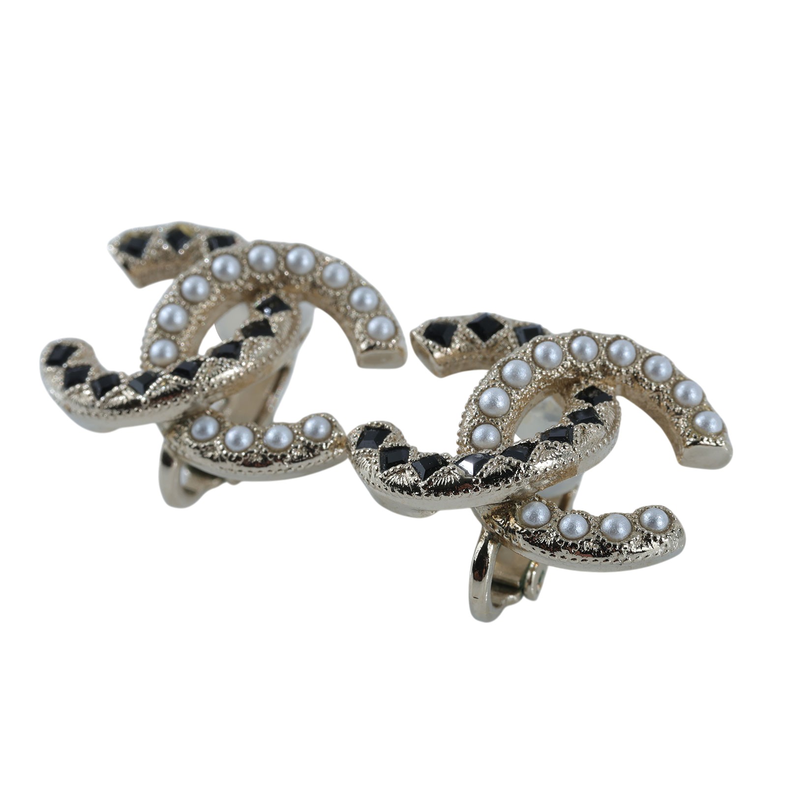 香奈兒 CHANEL 夾式耳環 A21A 珍珠拚黑鑽雙C耳夾 原廠盒子/防塵袋