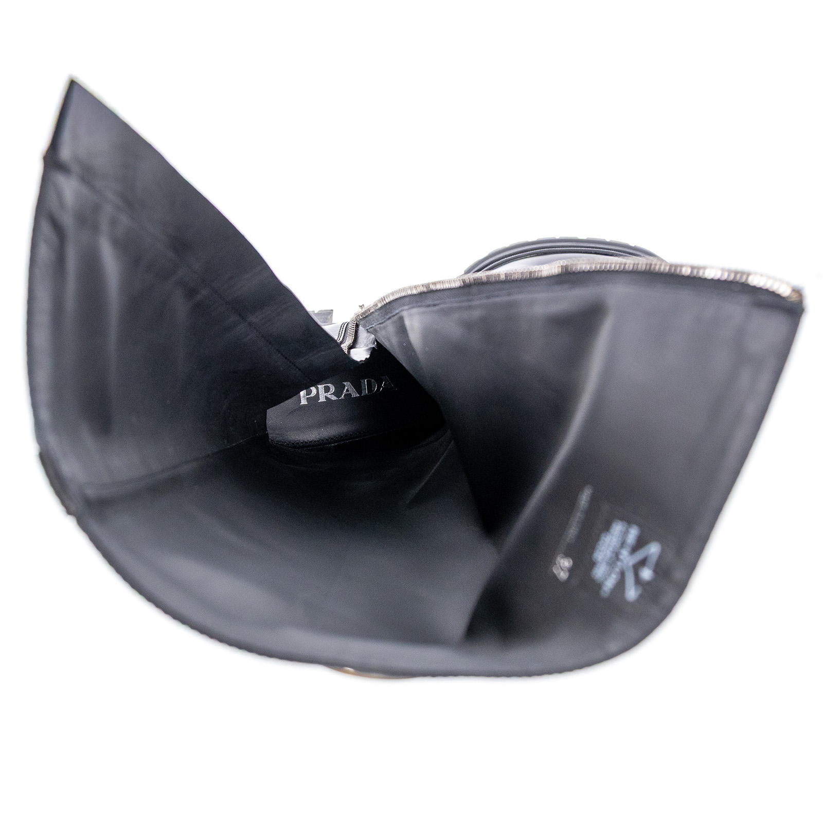 普拉達 PRADA 尼龍長靴 1W011N_3LFU_37 黑亮面皮革拼尼龍靴#37 原廠盒子/防塵袋3