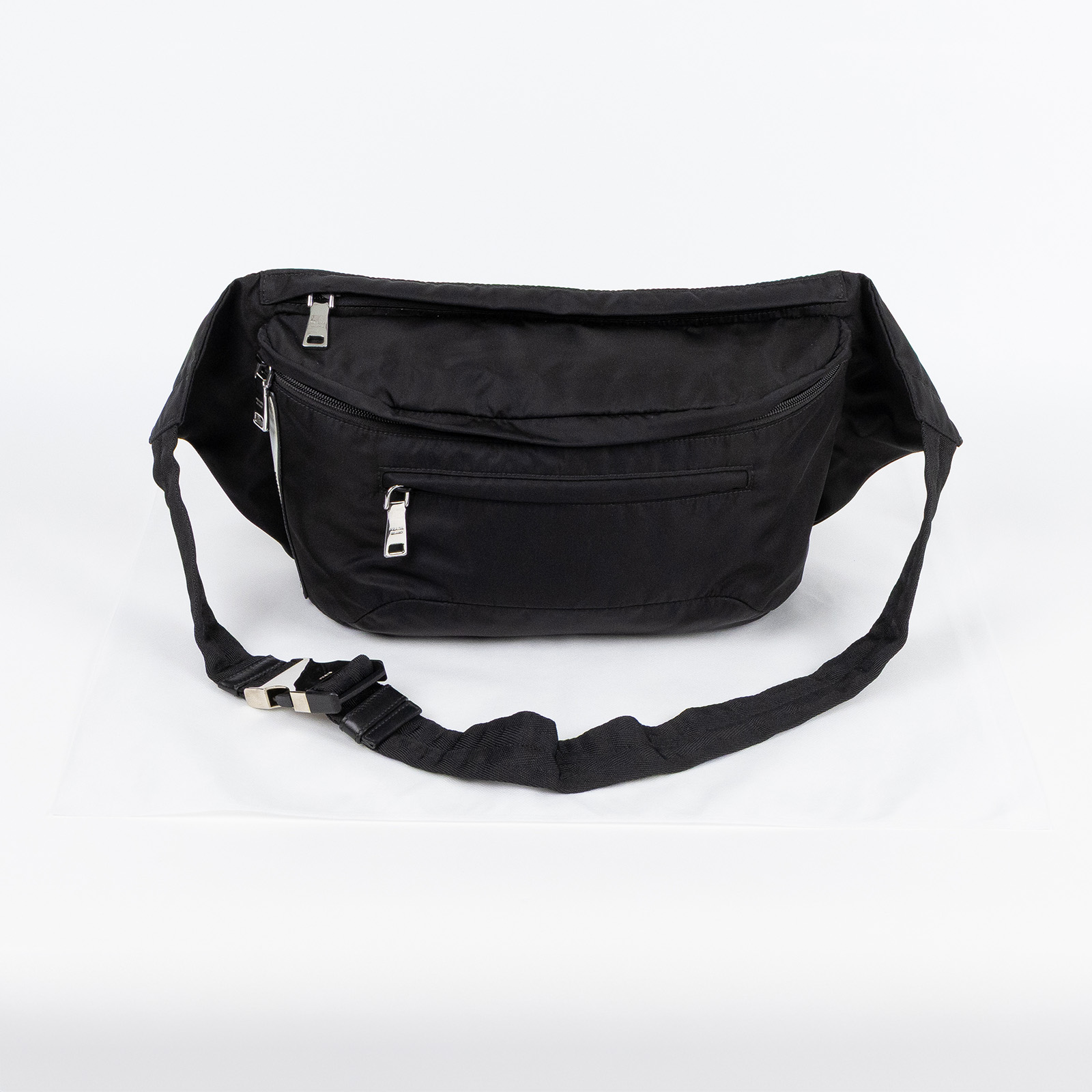 普拉達 PRADA 尼龍 腰包  黑尼龍腰包 無附屬品