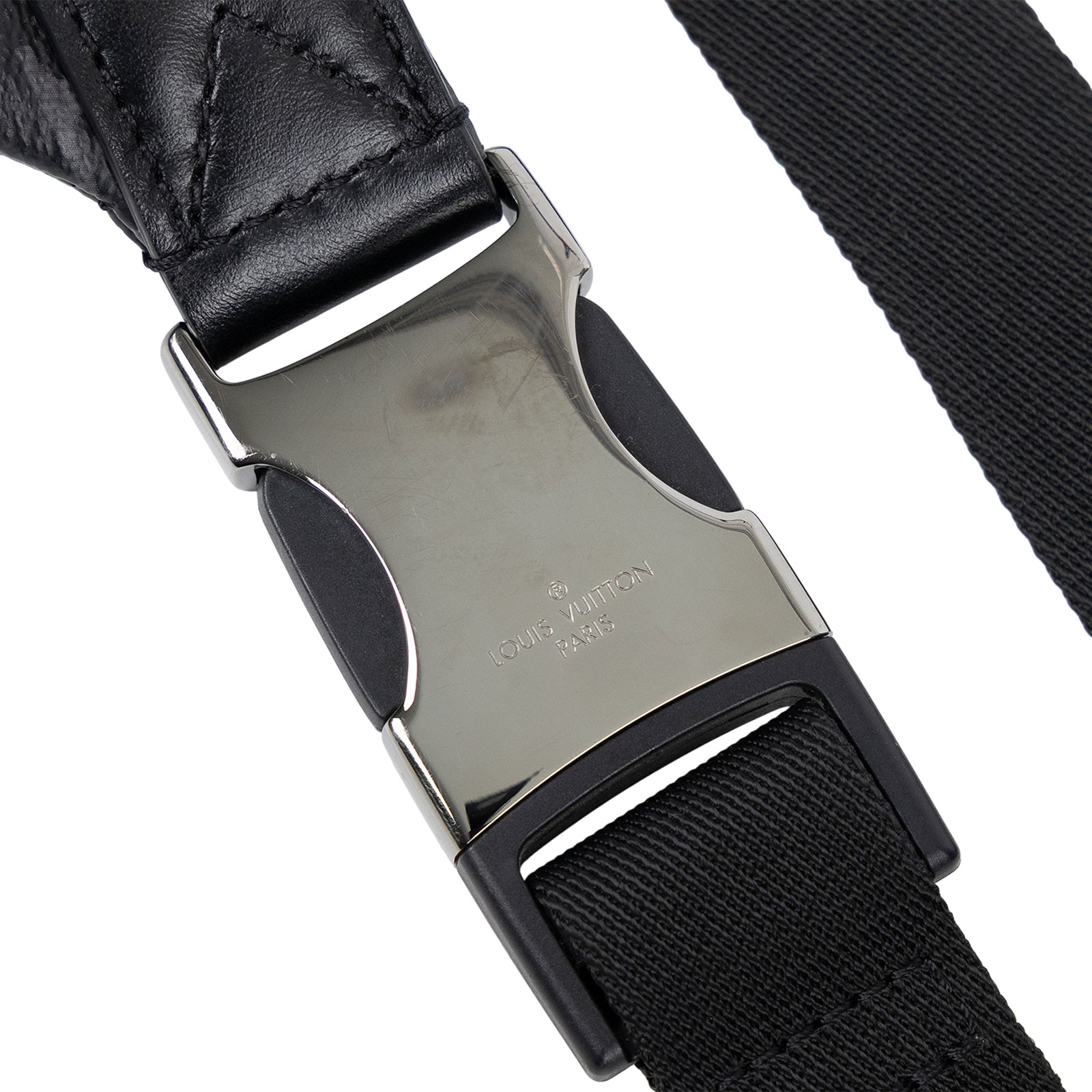 路易威登 LOUIS VUITTON Discovery PM 腰包 Eclipse 黑色 M46035 晶片款  原廠盒子/防塵袋/購買證明