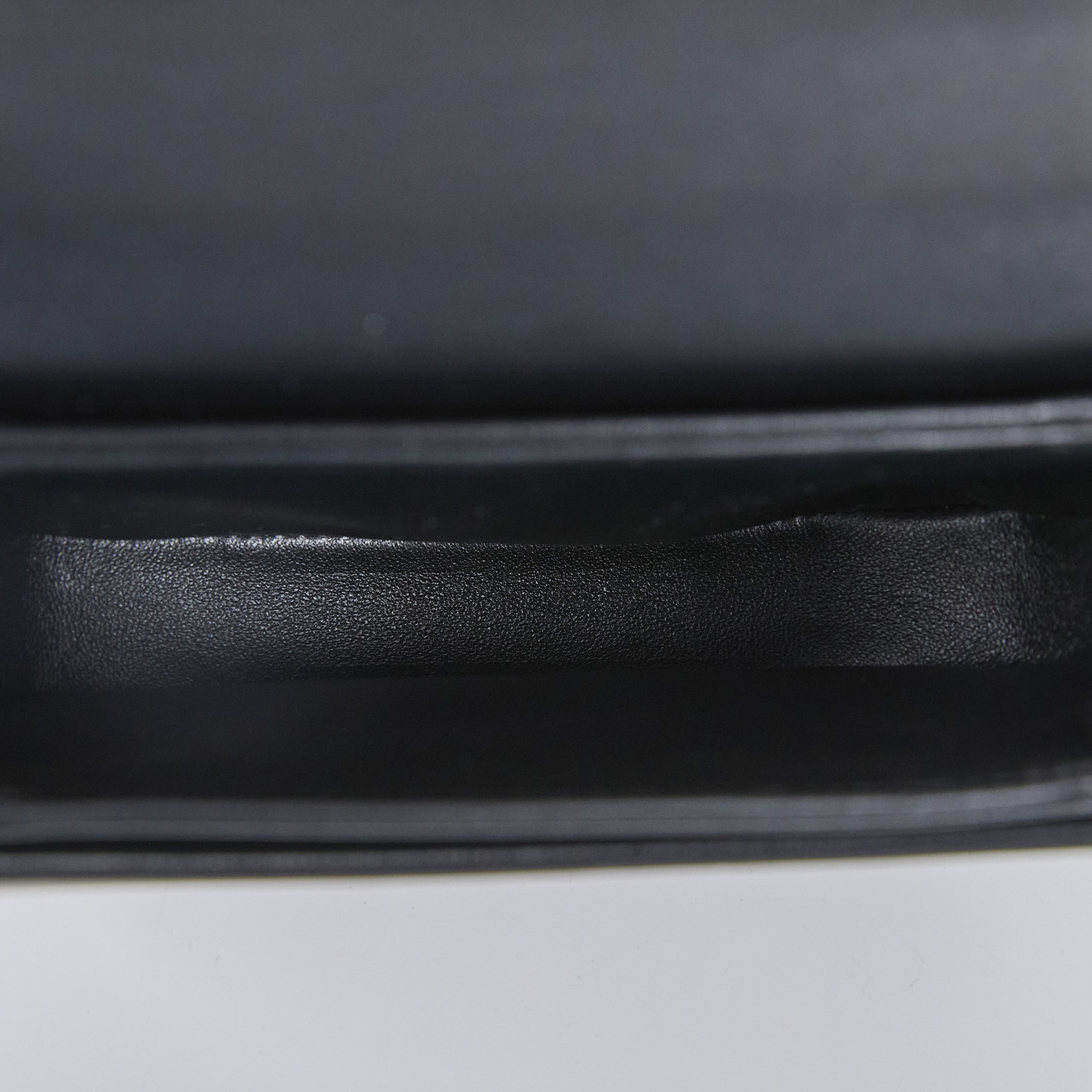 思琳 CELINE Besace Clea 迷你 馬鞍包  10L063ETZ 黑BESACE CLEA迷你手袋 原廠盒子/防塵袋/背帶