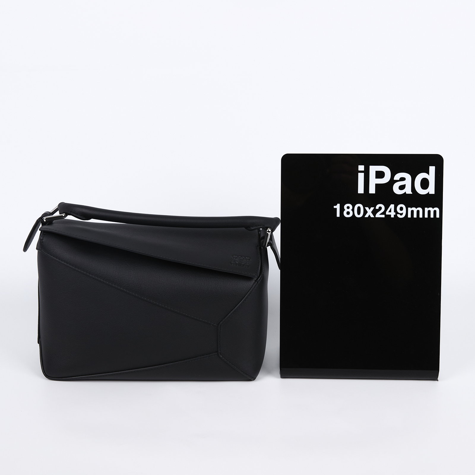 羅意威 LOEWE Mandragora small Puzzle bag 肩背 斜背包 A510P60X41  防塵袋/背帶/購買證明