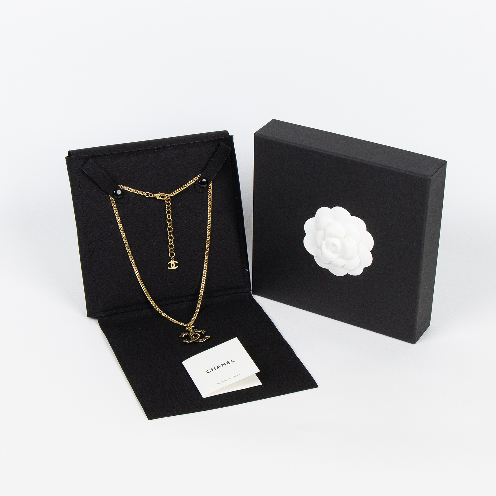 香奈兒 CHANEL 項鍊 ABE737I24 K 金色皮穿鍊項鍊 原廠盒子