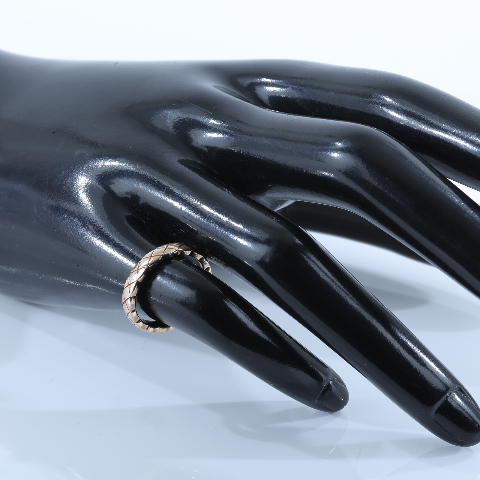 香奈兒 CHANEL Coco Crush 菱格紋圖騰 窄版 戒指 J1178548J11785/B66581 18K米色金COCO CRUSH窄版戒指 #48 原廠盒子/保書