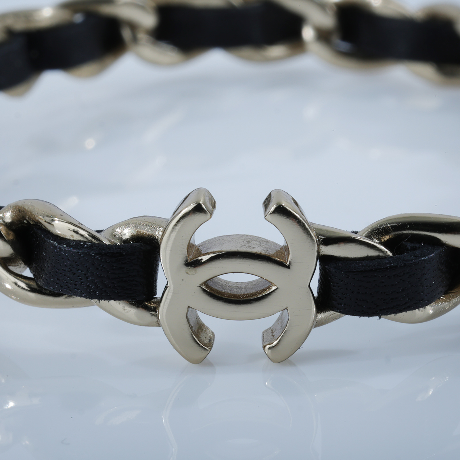 香奈兒 CHANEL 雙C 皮穿練 大圈 耳環 B20V 皮穿繩大圈耳環 無附屬品