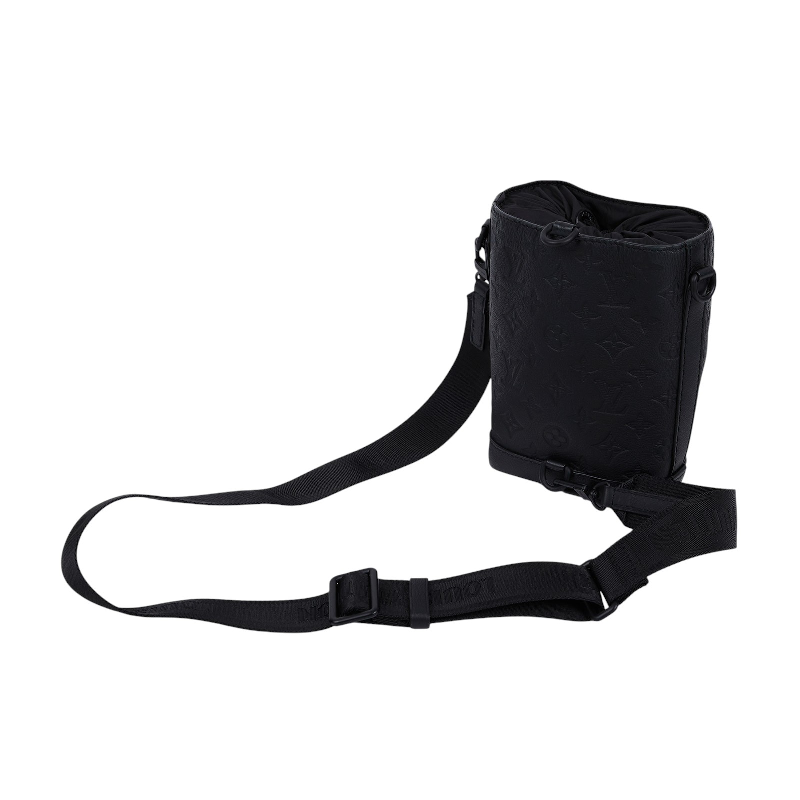 路易威登 LOUIS VUITTON Noe Sling 老花 水桶包 M82248 晶片款 黑牛皮壓紋Noe Sling水桶包 原廠盒子/防塵袋/背帶