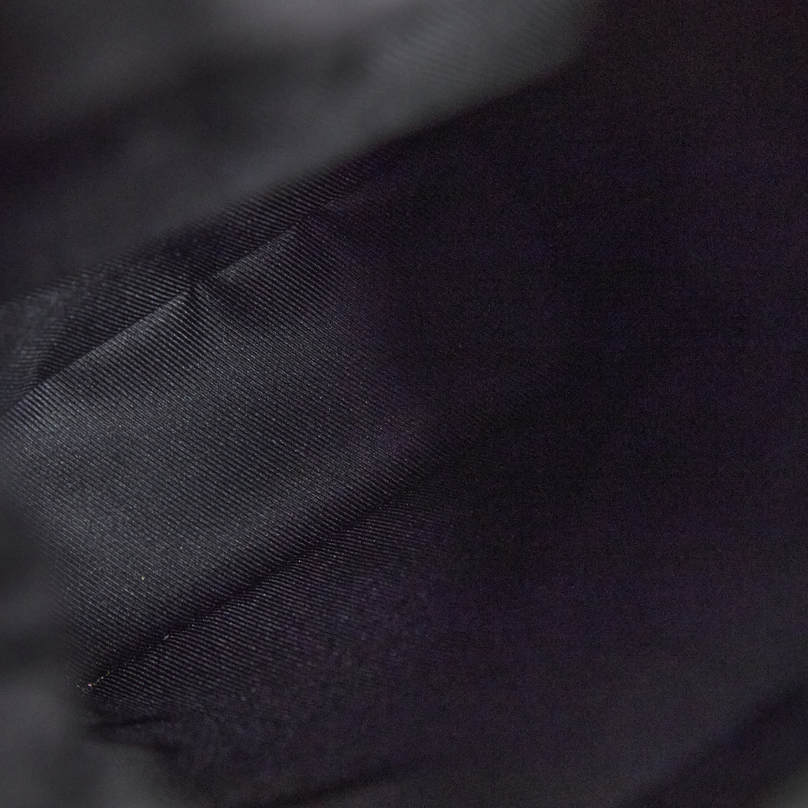 路易威登 LOUIS VUITTON Noe Sling 老花 水桶包 M82248 晶片款 黑牛皮壓紋Noe Sling水桶包 原廠盒子/防塵袋/背帶