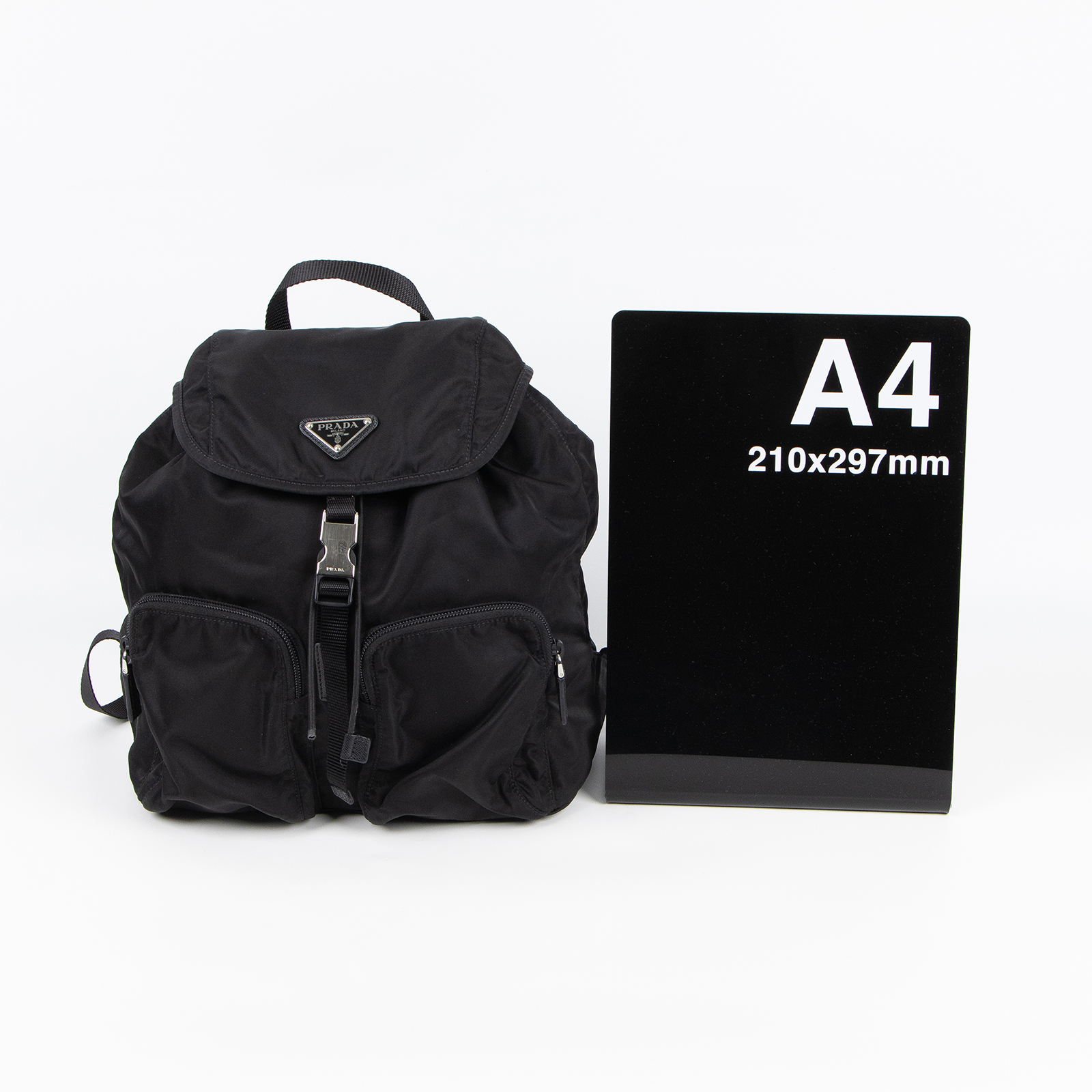 普拉達 PRADA Re-Nylon 後背包 1BZ070_ZOT 黑尼龍後背包 無附屬品