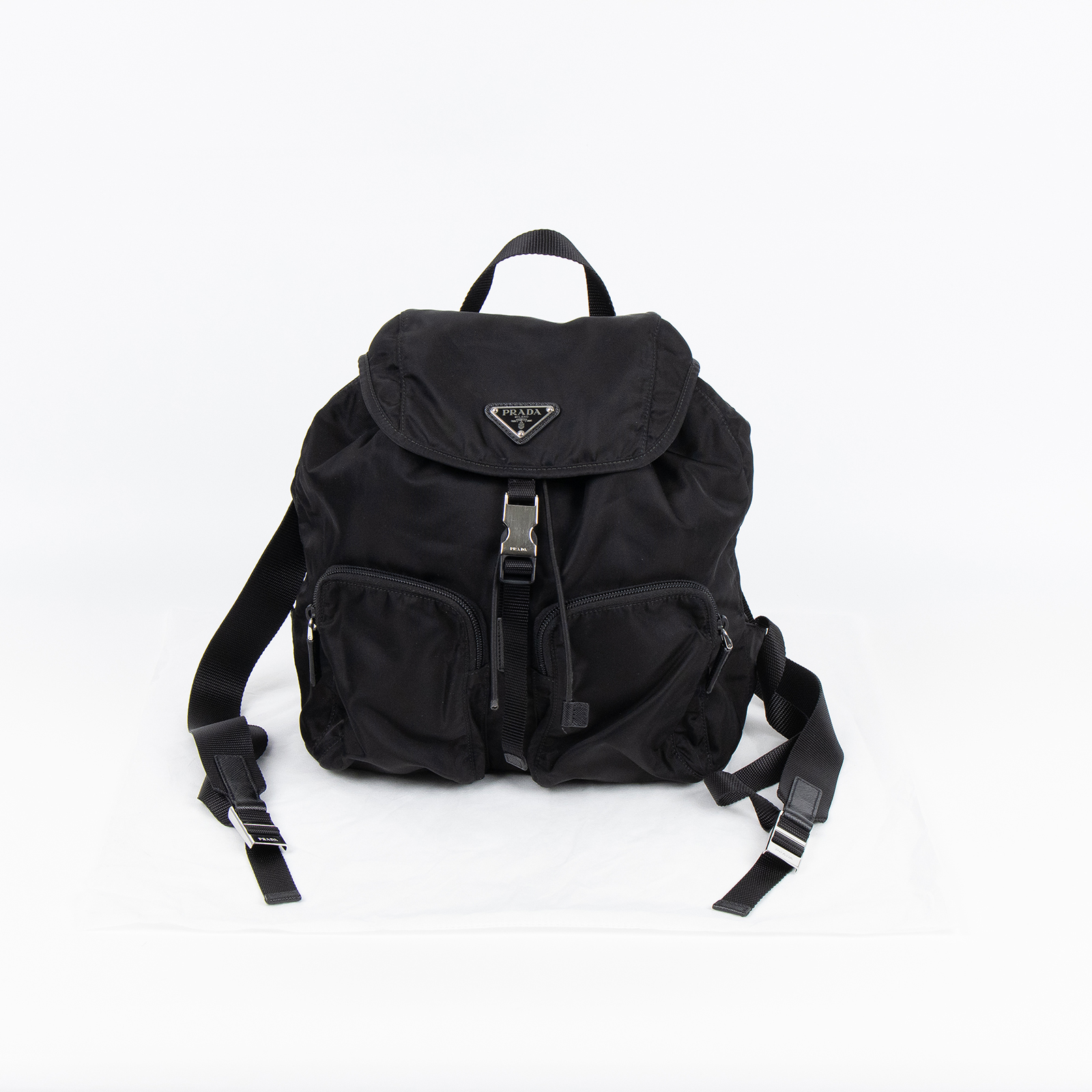 普拉達 PRADA Re-Nylon 後背包 1BZ070_ZOT 黑尼龍後背包 無附屬品