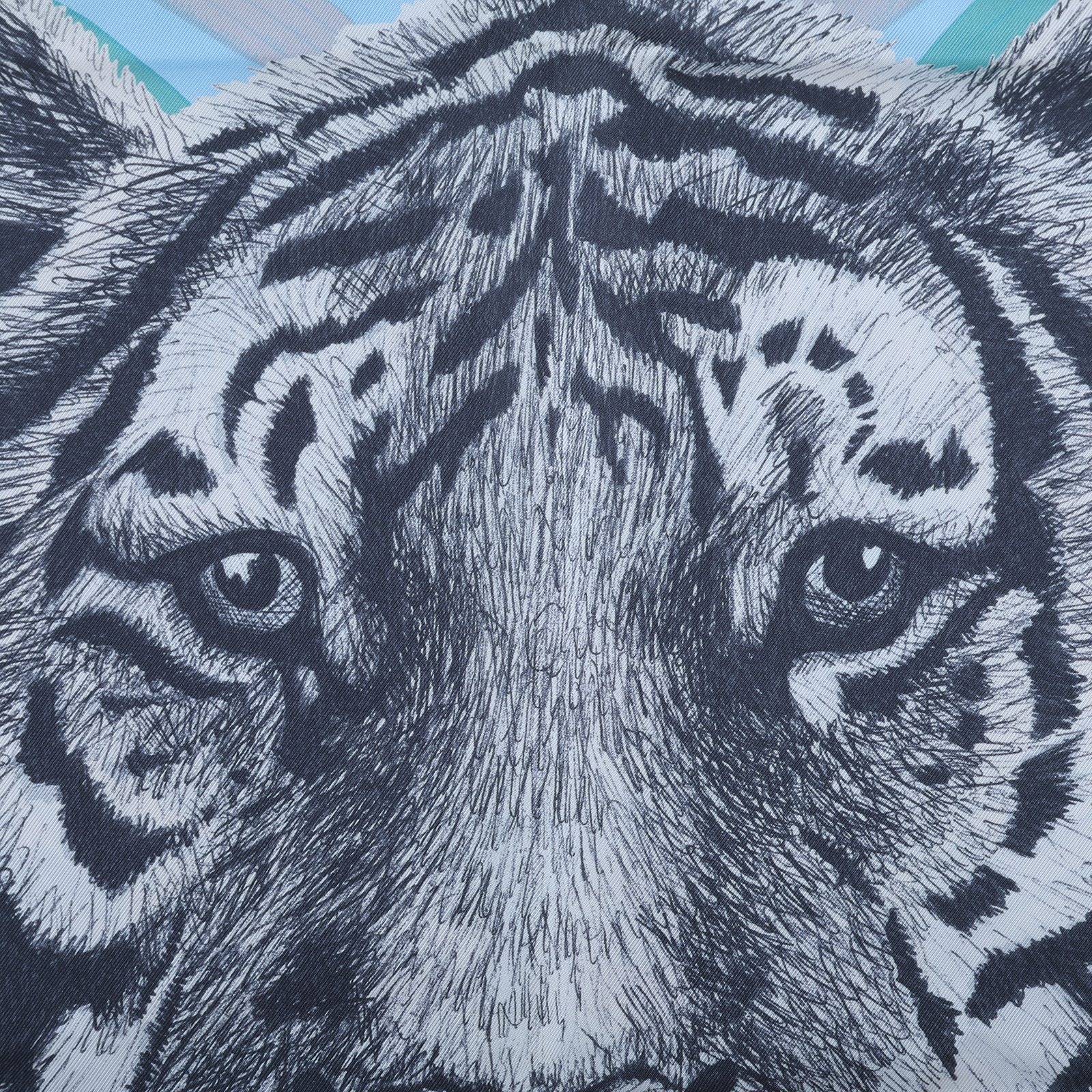 愛馬仕 Hermes Les Folies du Faubourg 90方巾 艷黃色 紅色 栗棕色 H004147Sv08  藍底黑老虎絲巾90x90 原廠盒子