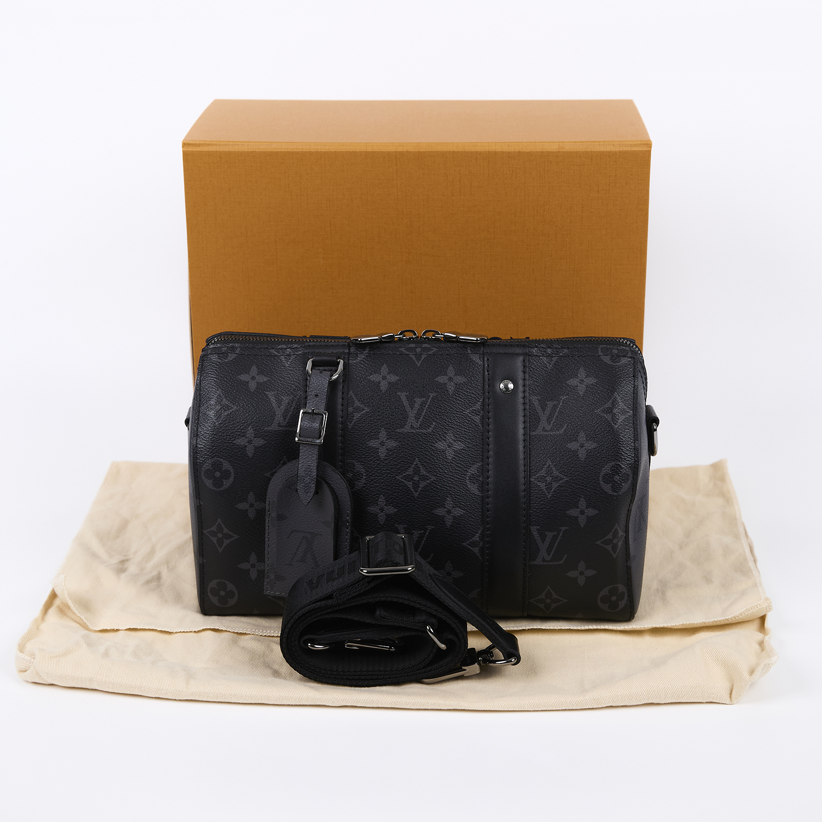 路易威登 LOUIS VUITTON City Keepall Eclipse帆布 拉鍊 斜背包 黑色 M45936 晶片款  原廠盒子/防塵袋/背帶/吊牌