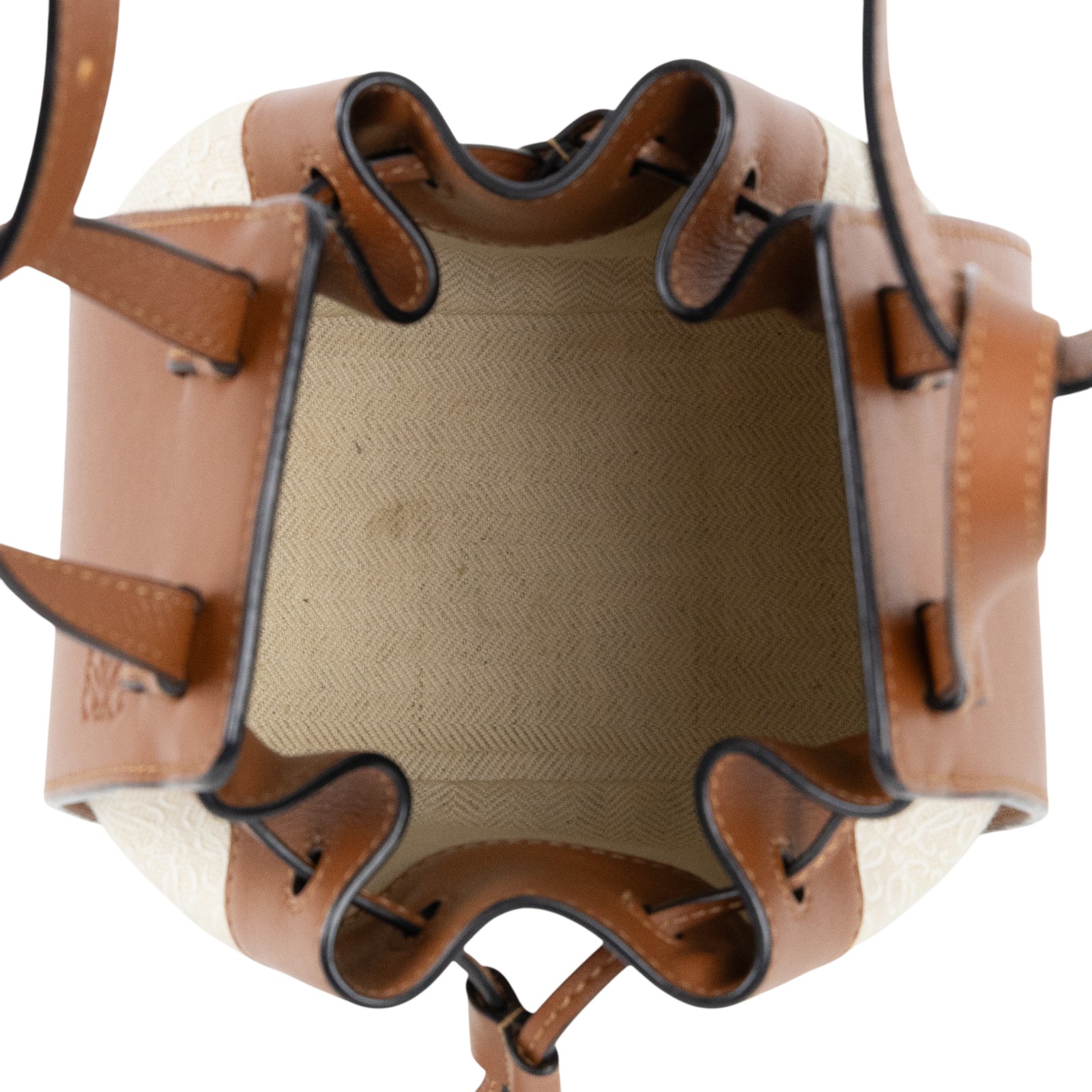 羅意威 LOEWE Mini Hammock drawstring 迷你 小牛皮 肩背 吊床包 A538V07X11  防塵袋/背帶